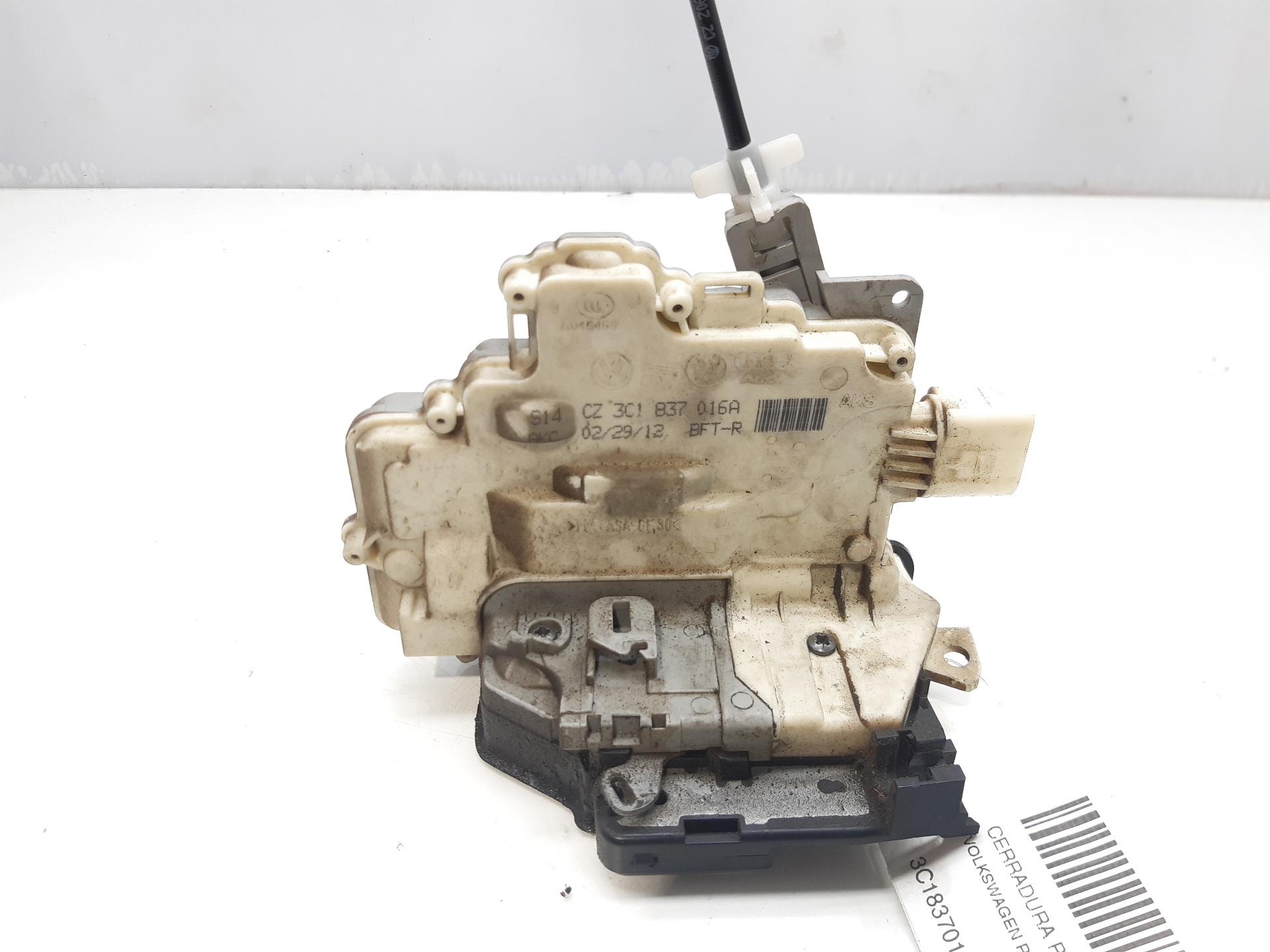 VOLKSWAGEN Passat B7 (2010-2015) Front Right Door Lock 3C1837016A 24043973