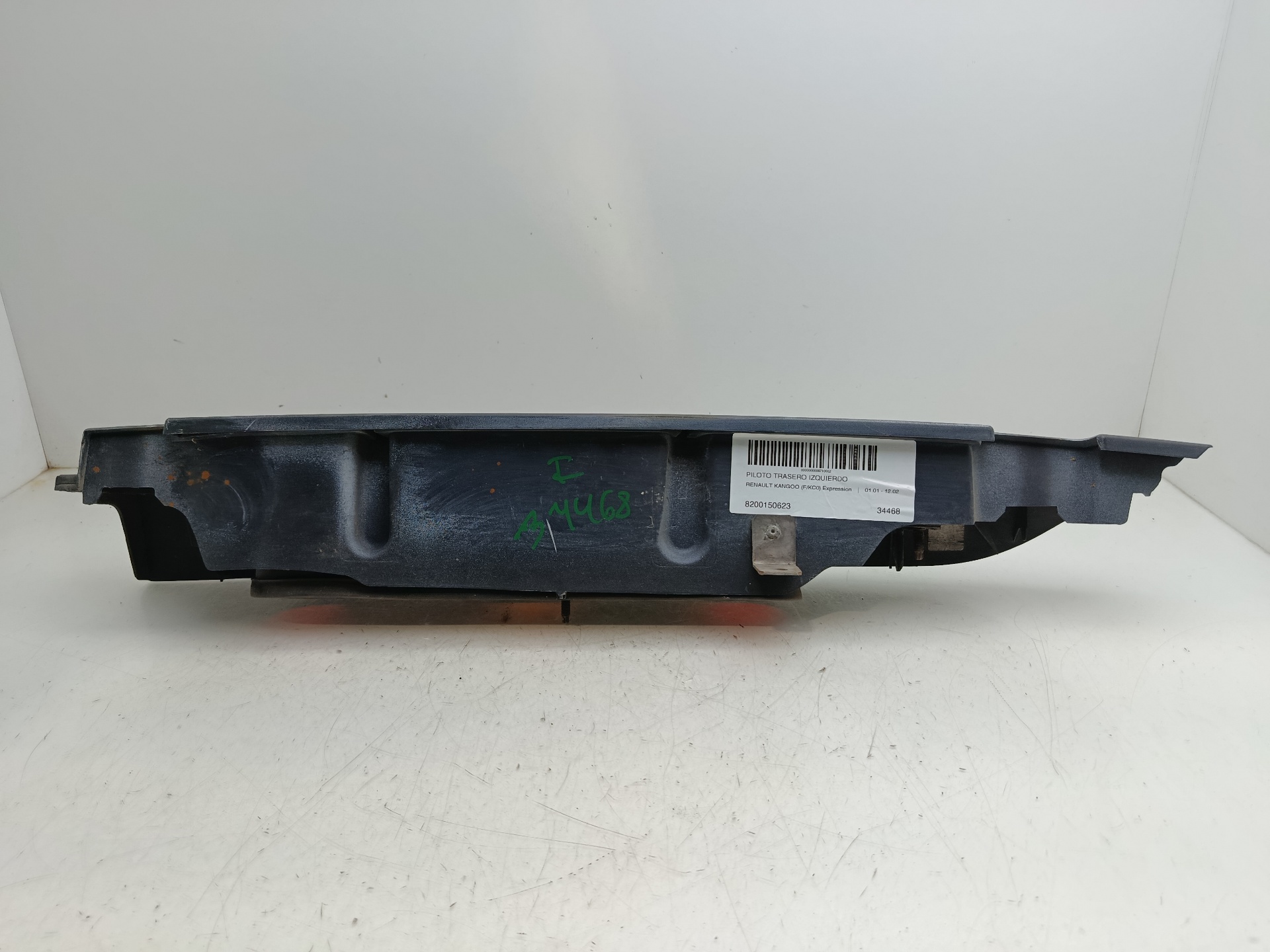 Pisca tras esquerdo F9Q 8200150623 de Renault Kangoo express (fc0/1_) 2001-2010 80 CV con 200016 km - pieza usada