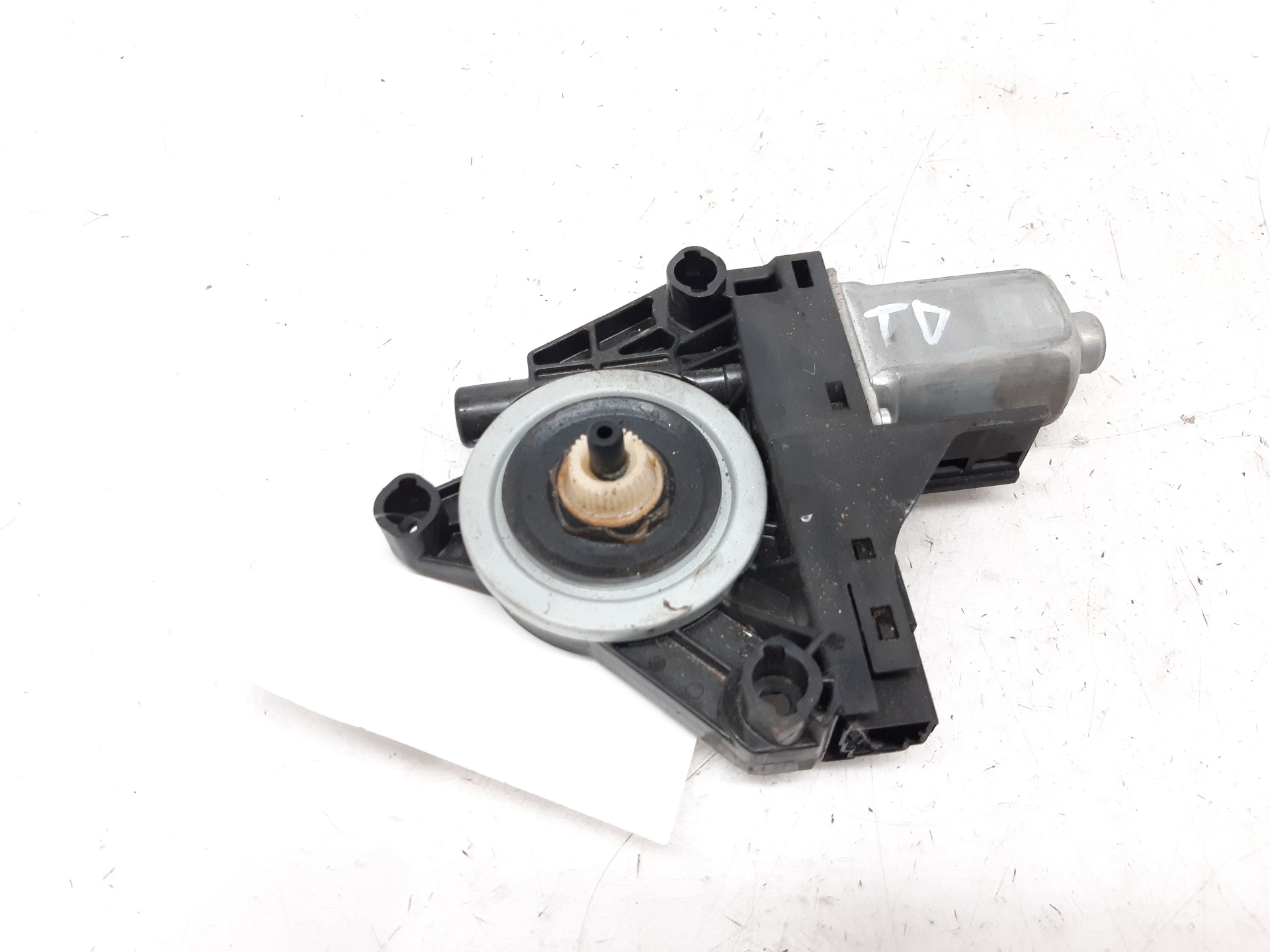 VOLVO XC60 1 generation (2008-2017) Moteur de commande de vitre de porte arrière droite 966264101 18558991