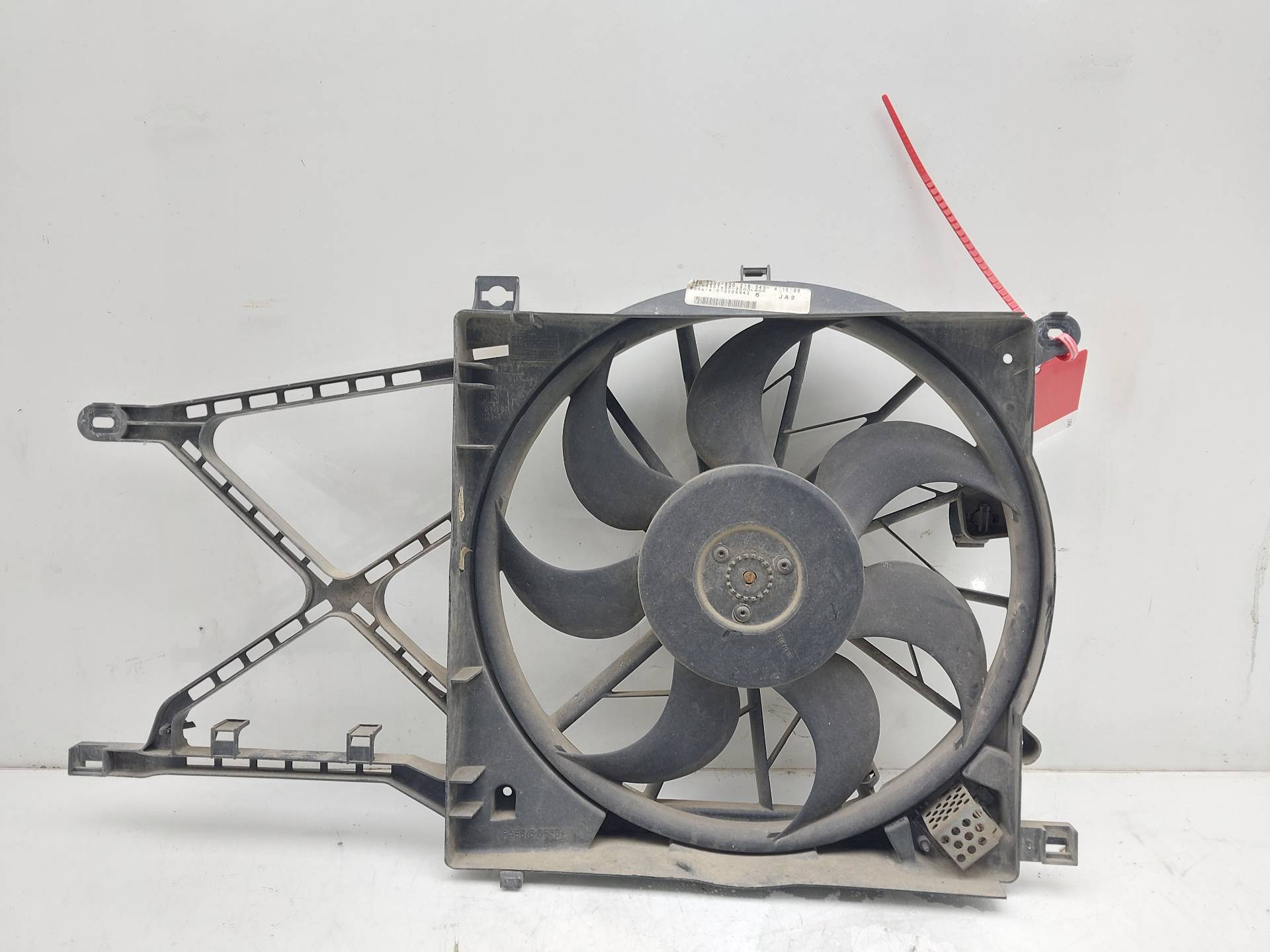 OPEL Astra H (2004-2014) Difūzoriaus ventiliatorius 13205941 22664815