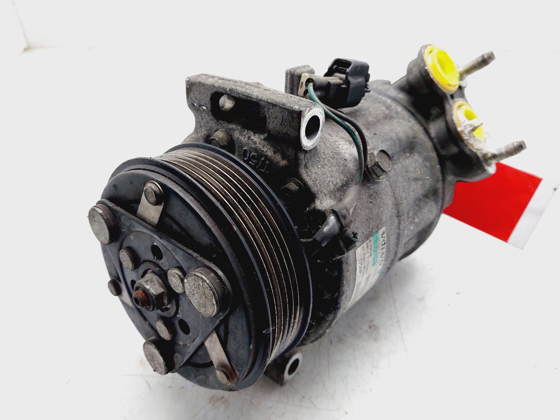 VOLVO V40 2 generation (2012-2020) Помпа кондиціонера 31291251 27374111