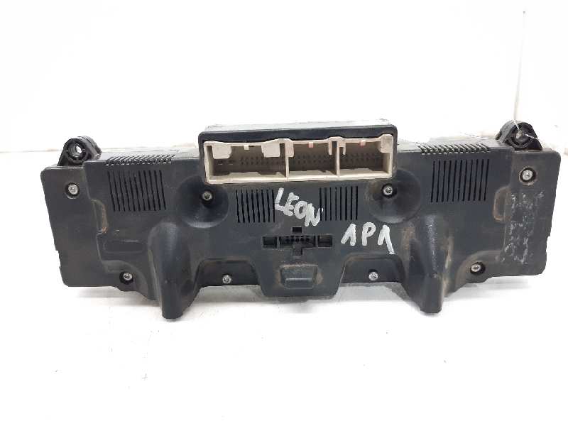 SEAT Leon 2 generation (2005-2012) Climate  Control Unit 1P0907044 20191180