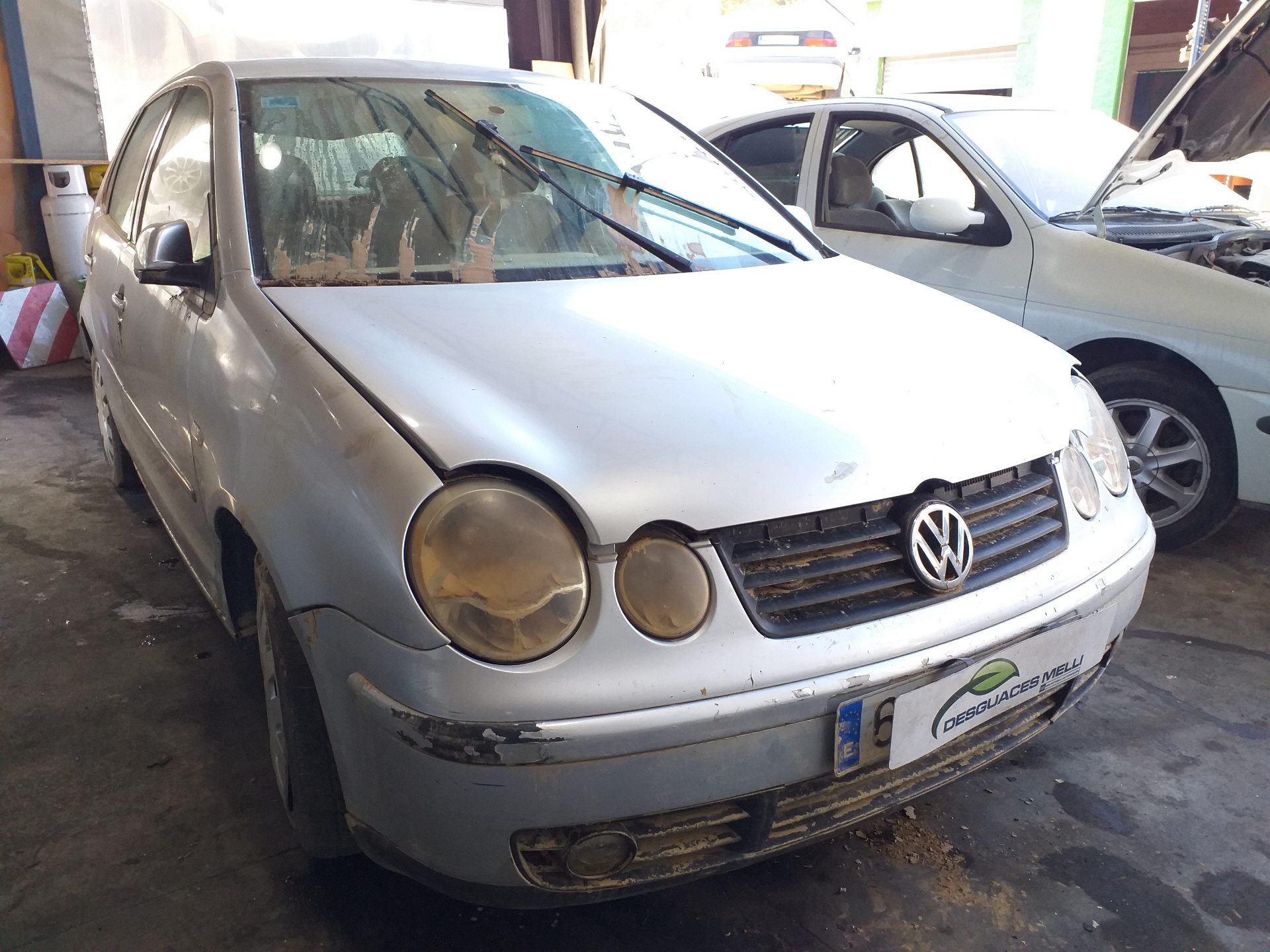 VOLKSWAGEN Polo 4 generation (2001-2009) Priekšējā labā apakšējā svira/ričags 6Q0407151L 18753039