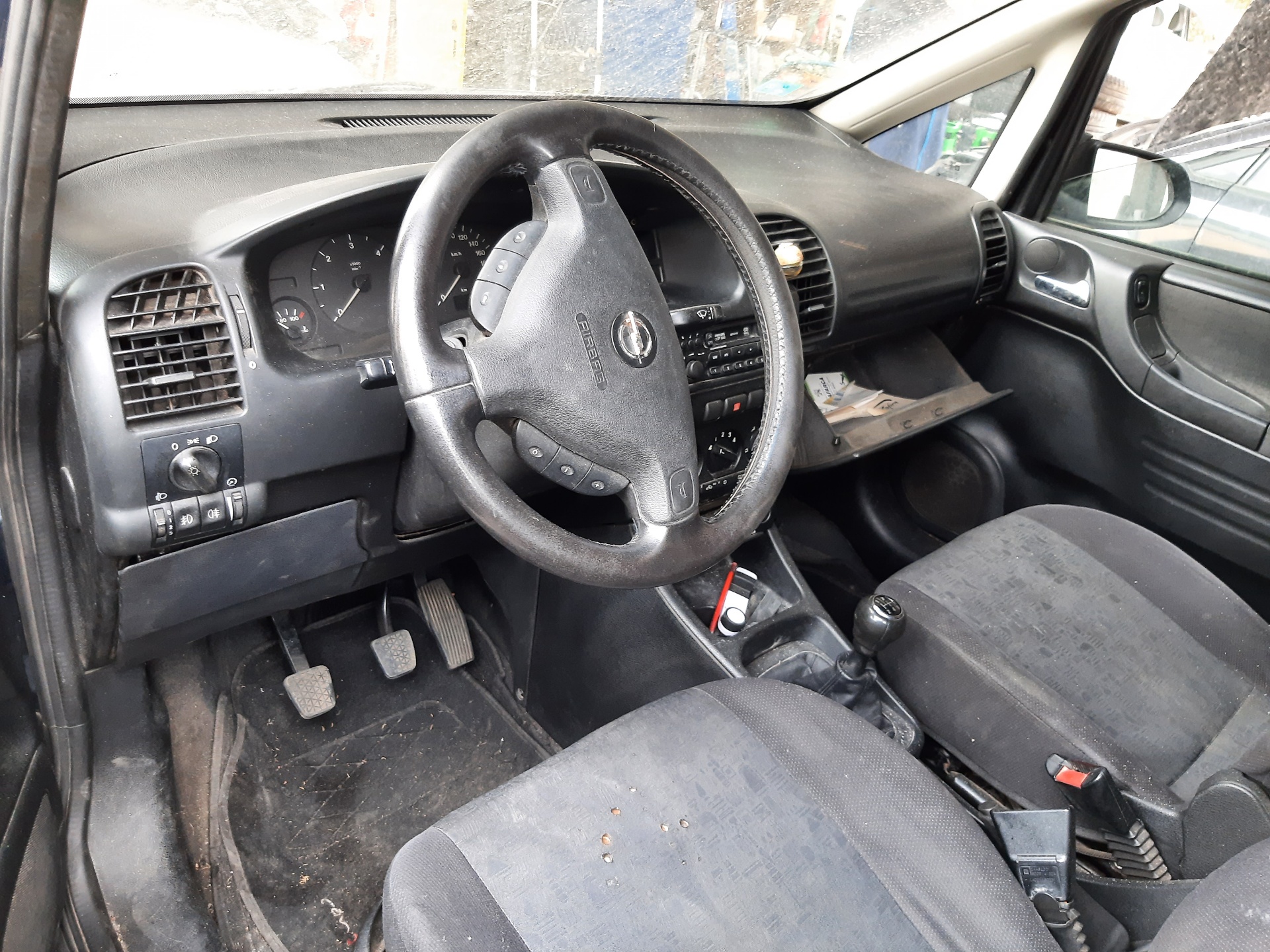 OPEL Corsa B (1993-2000) Priekinė dešinė stebulė 90498809 18797240