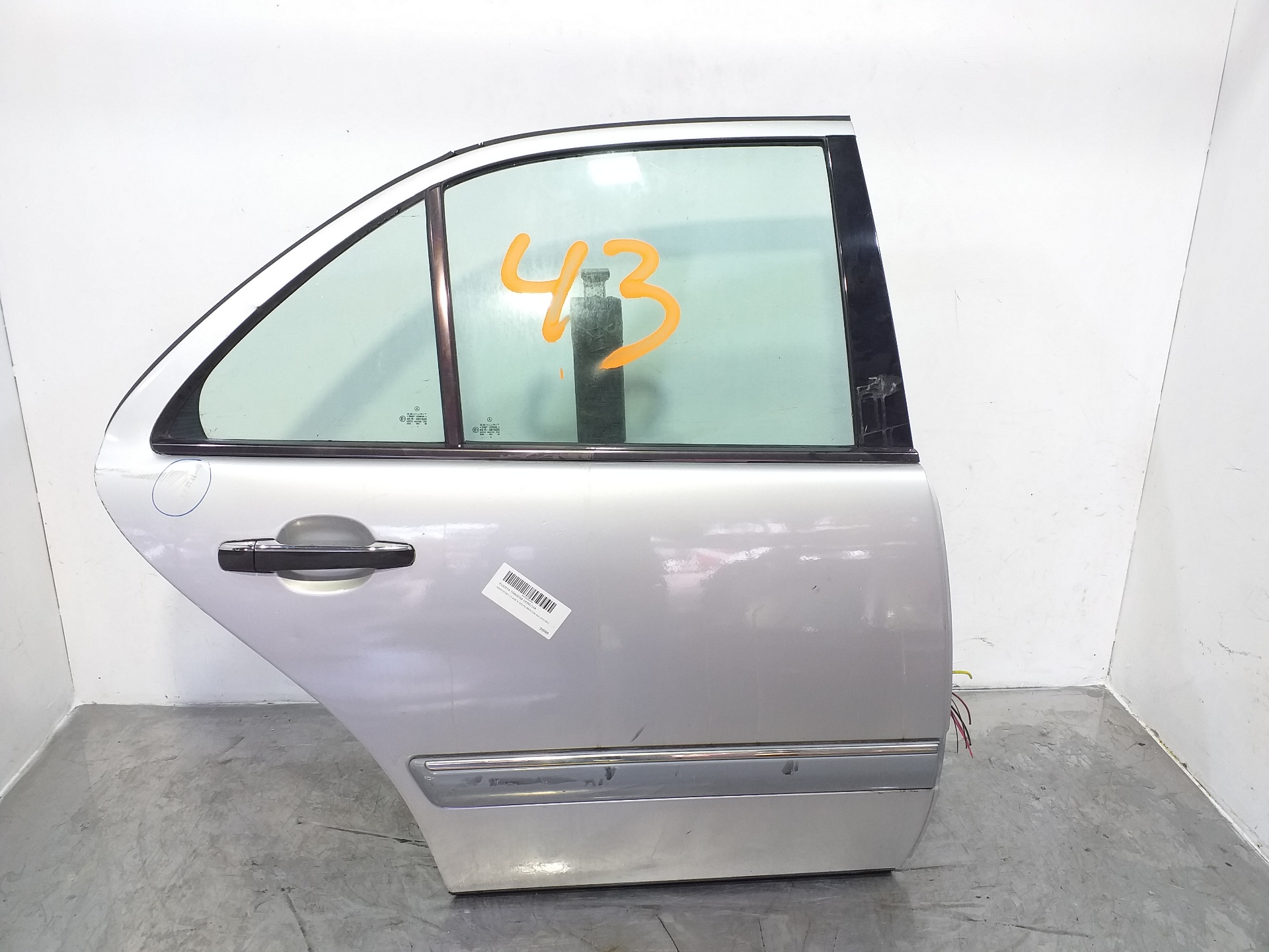 PORSCHE E-Class W210 (1995-2002) Rear Right Door 210730240528 24345868