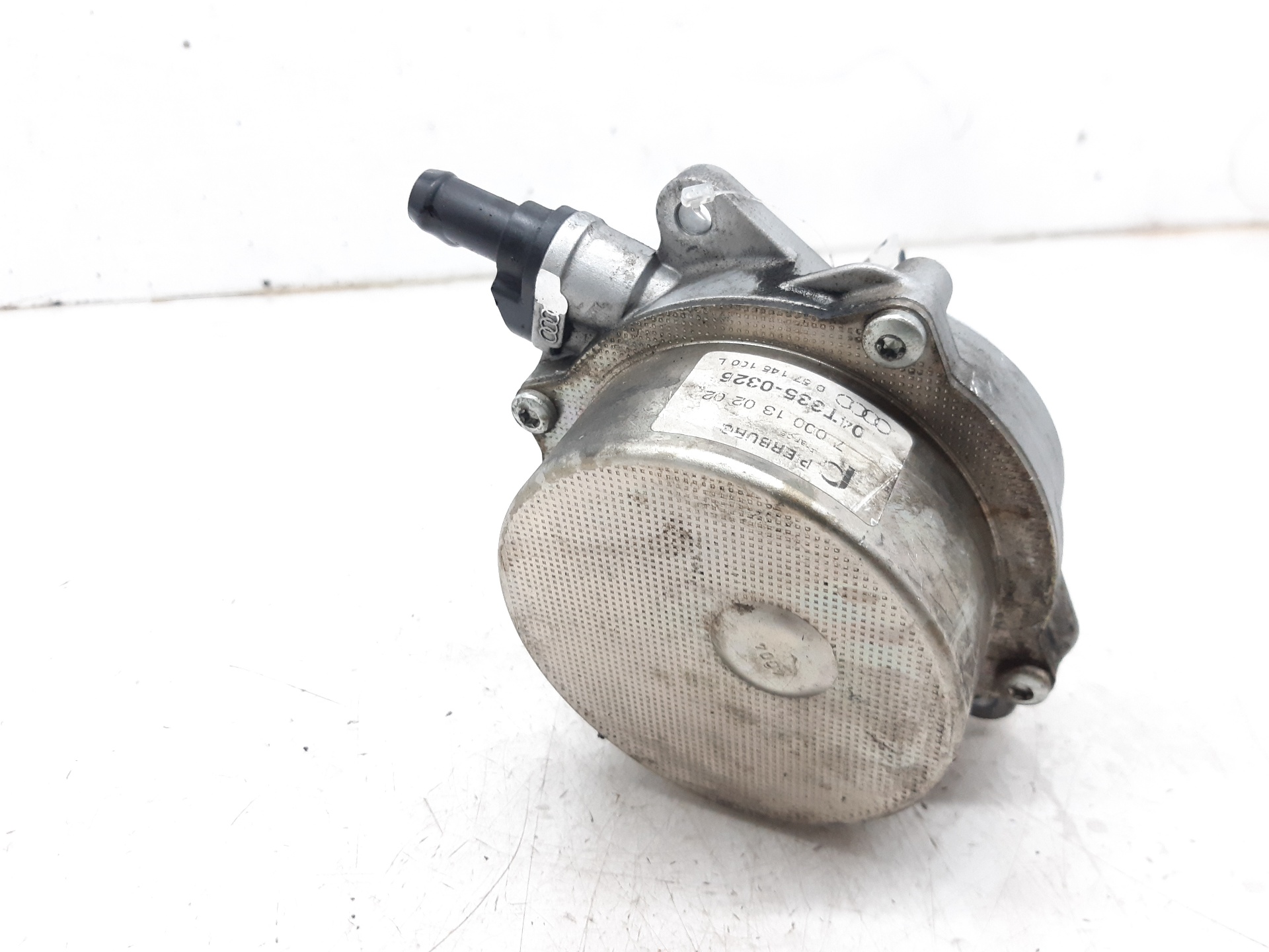 DODGE A6 C6/4F (2004-2011) Vacuum Pump 057145100L 24963353