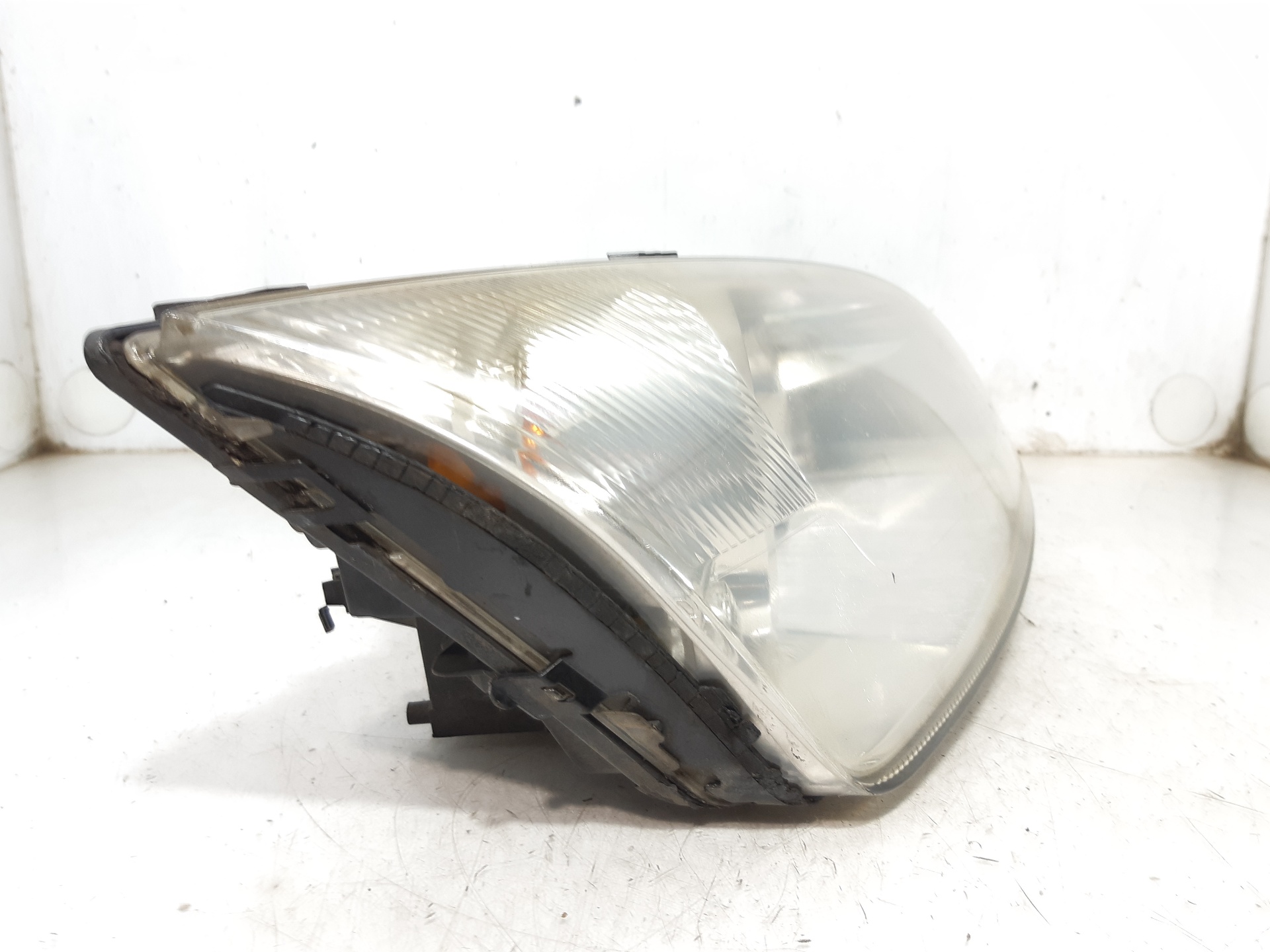FORD Mondeo 3 generation (2000-2007) Front Right Headlight 1S7113005SE 22026784