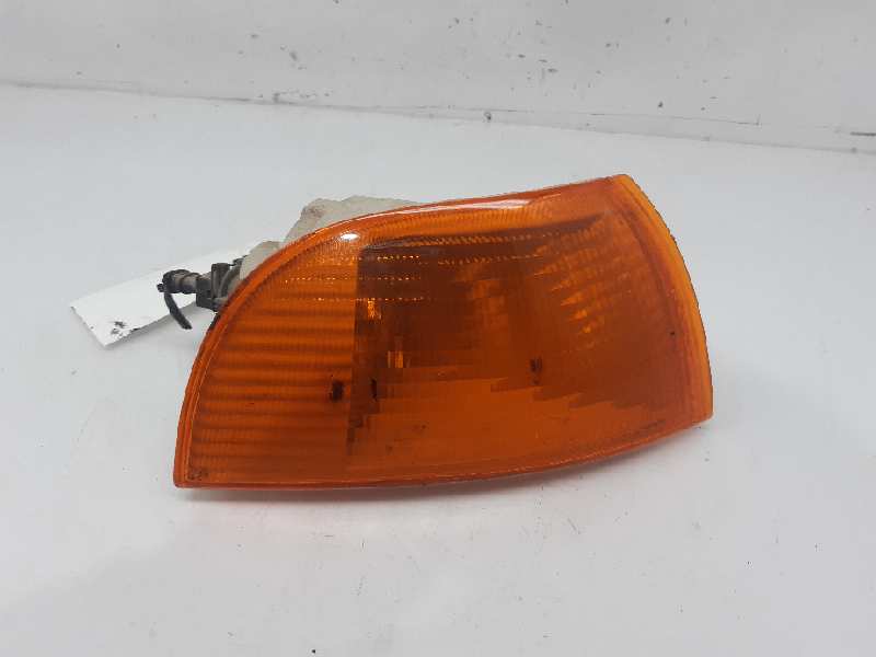 FIAT Punto 1 generation (1993-1999) Front Right Fender Turn Signal 0007732479 22037381