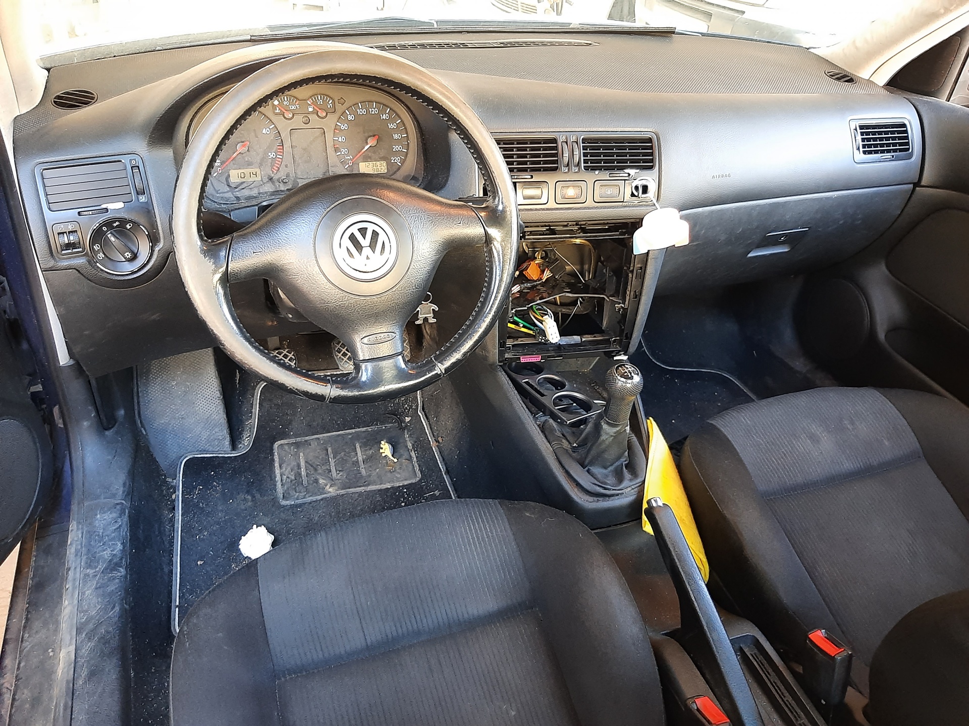 VOLKSWAGEN Bora 1 generation (1998-2005) Kézifék fogantyúja 1J0711303AF 22558865