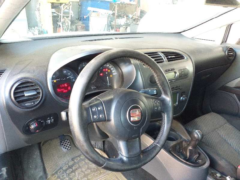 SEAT Leon 2 generation (2005-2012) Speedometer 1P0920804C 24905344