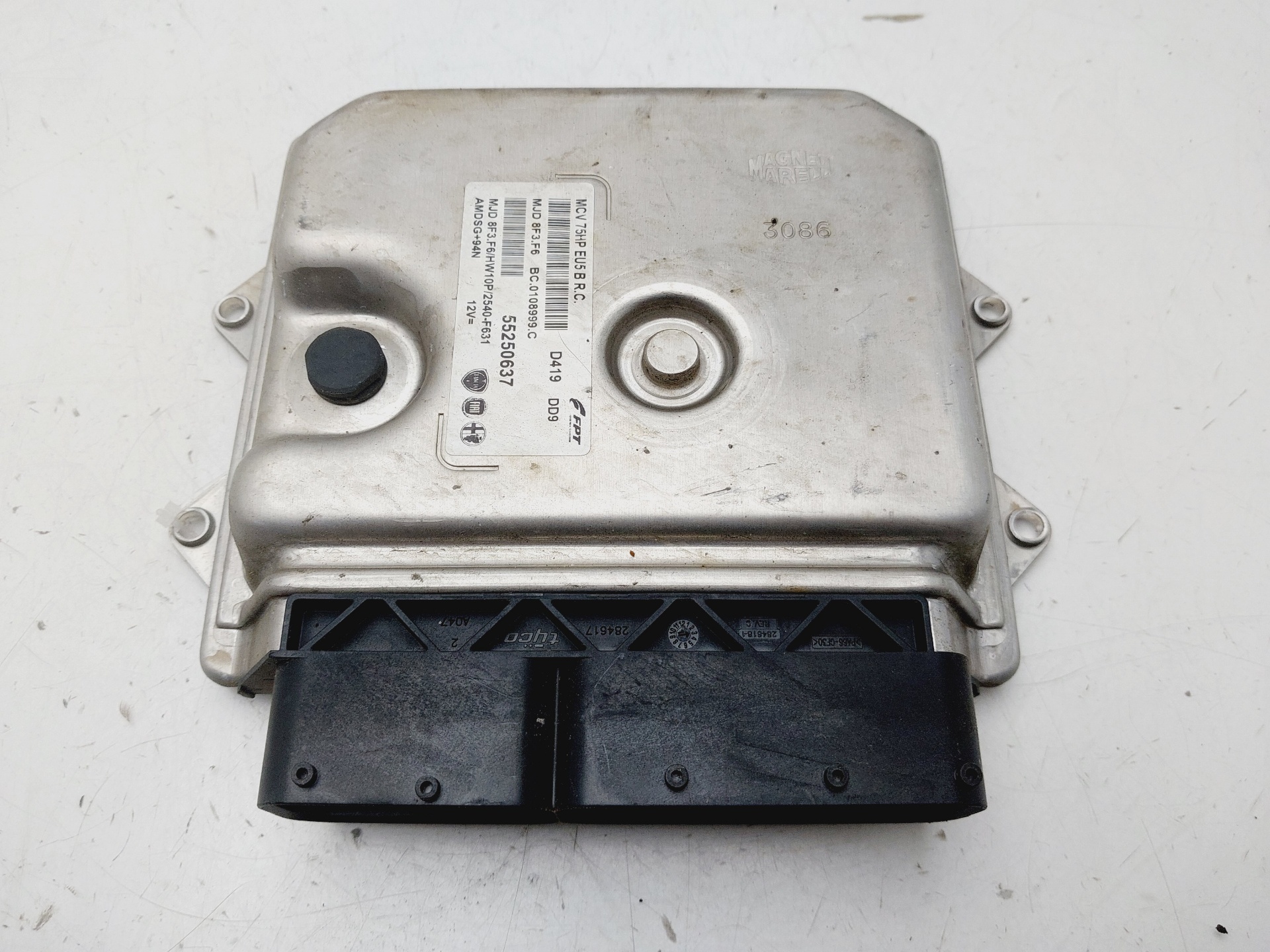 Switchboard engine uce 199A9000 55250637 de Fiat Iii fiorino (225) 0-0 74 CV con 175574 km