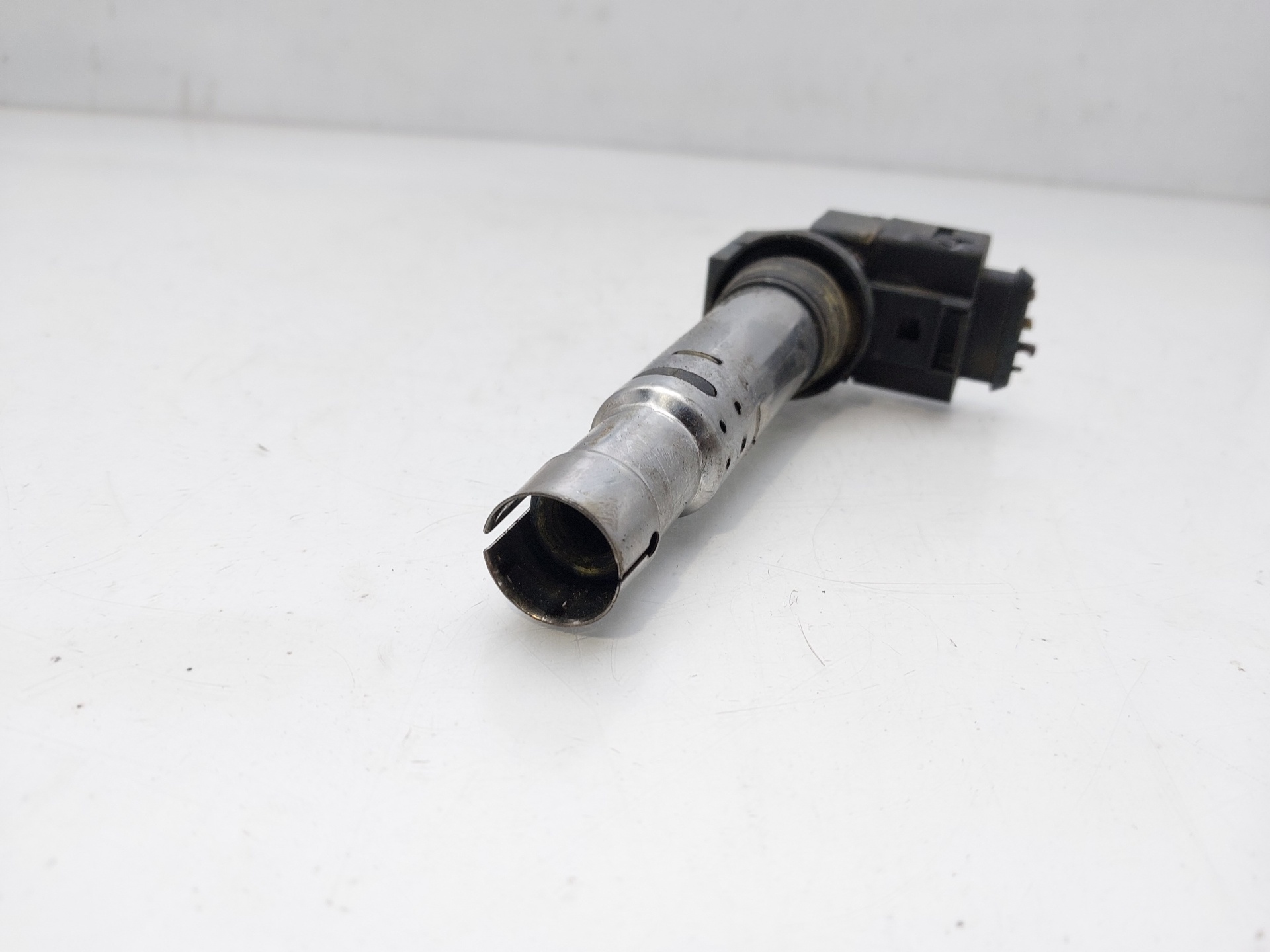 SEAT Cordoba 2 generation (1999-2009) High Voltage Ignition Coil 036905715E 21088488