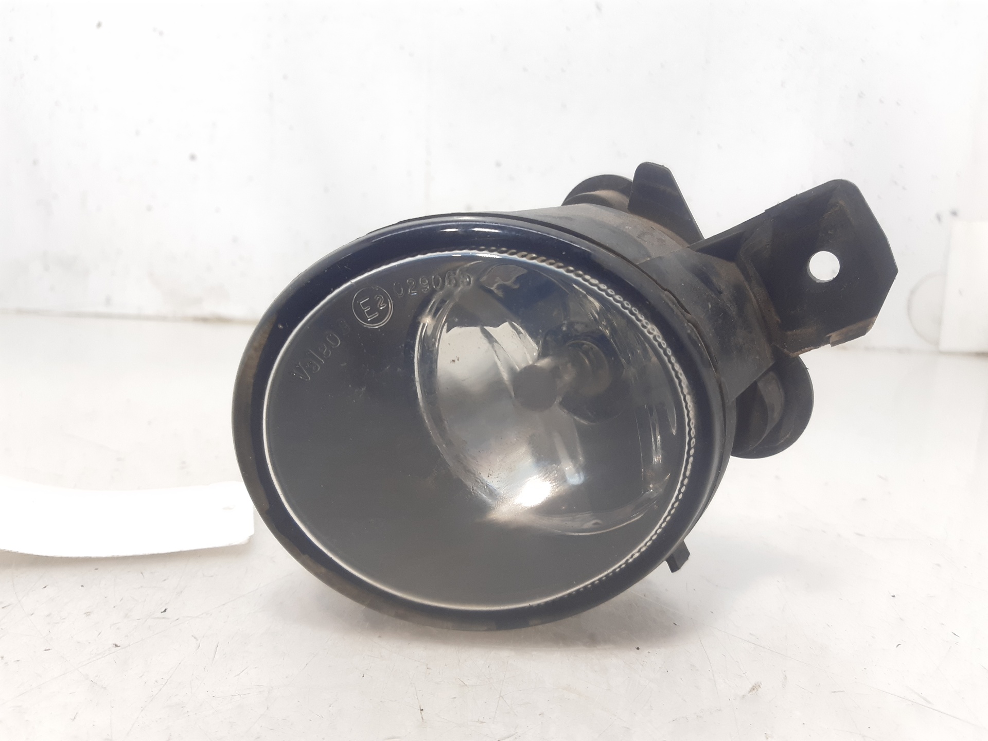 RENAULT Clio 2 generation (1998-2013) Front Left Fog Light 8200002469 18788204