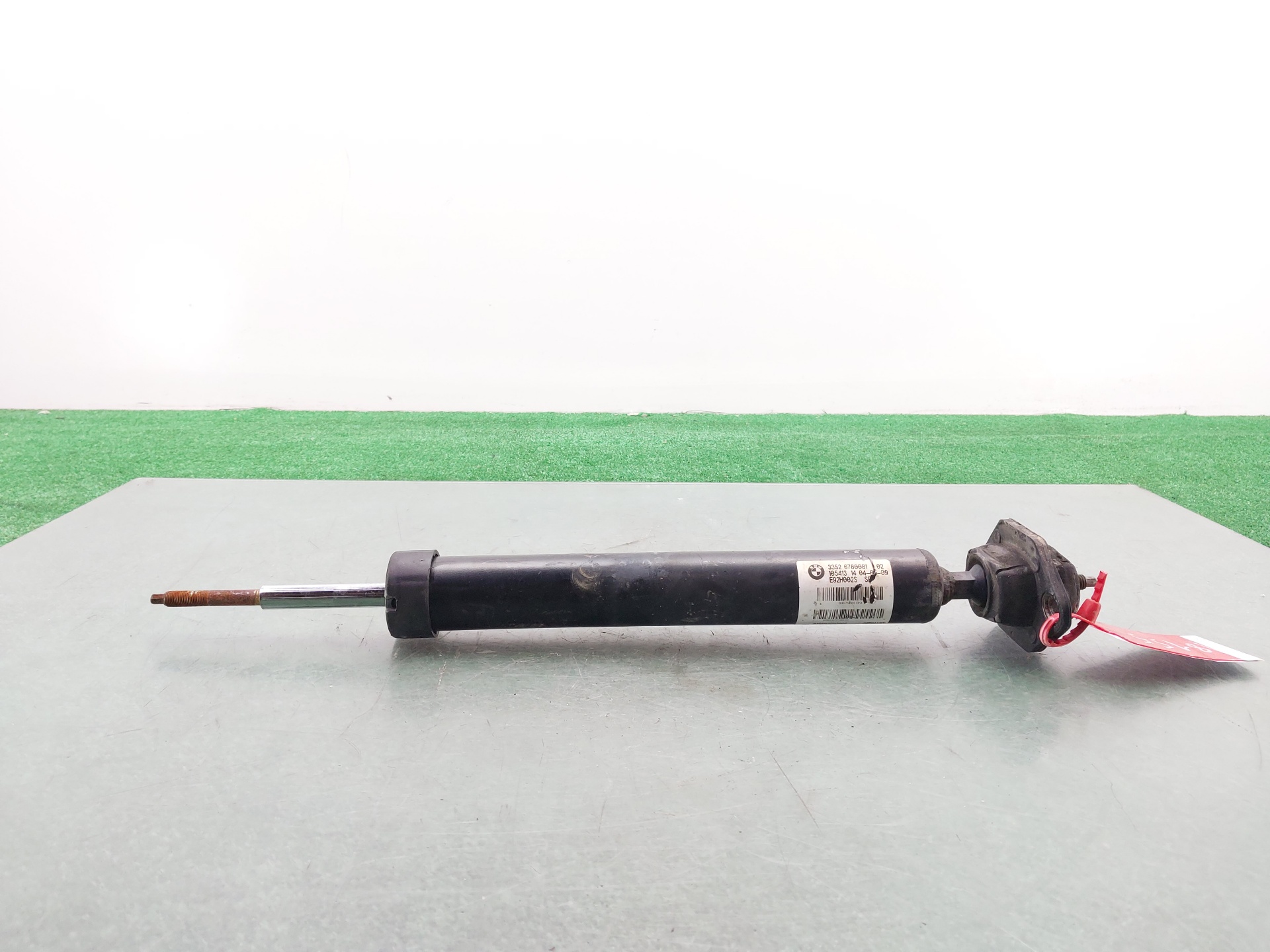 BMW 3 Series E90/E91/E92/E93 (2004-2013) Rear Right Shock Absorber 3352678008102 25796542