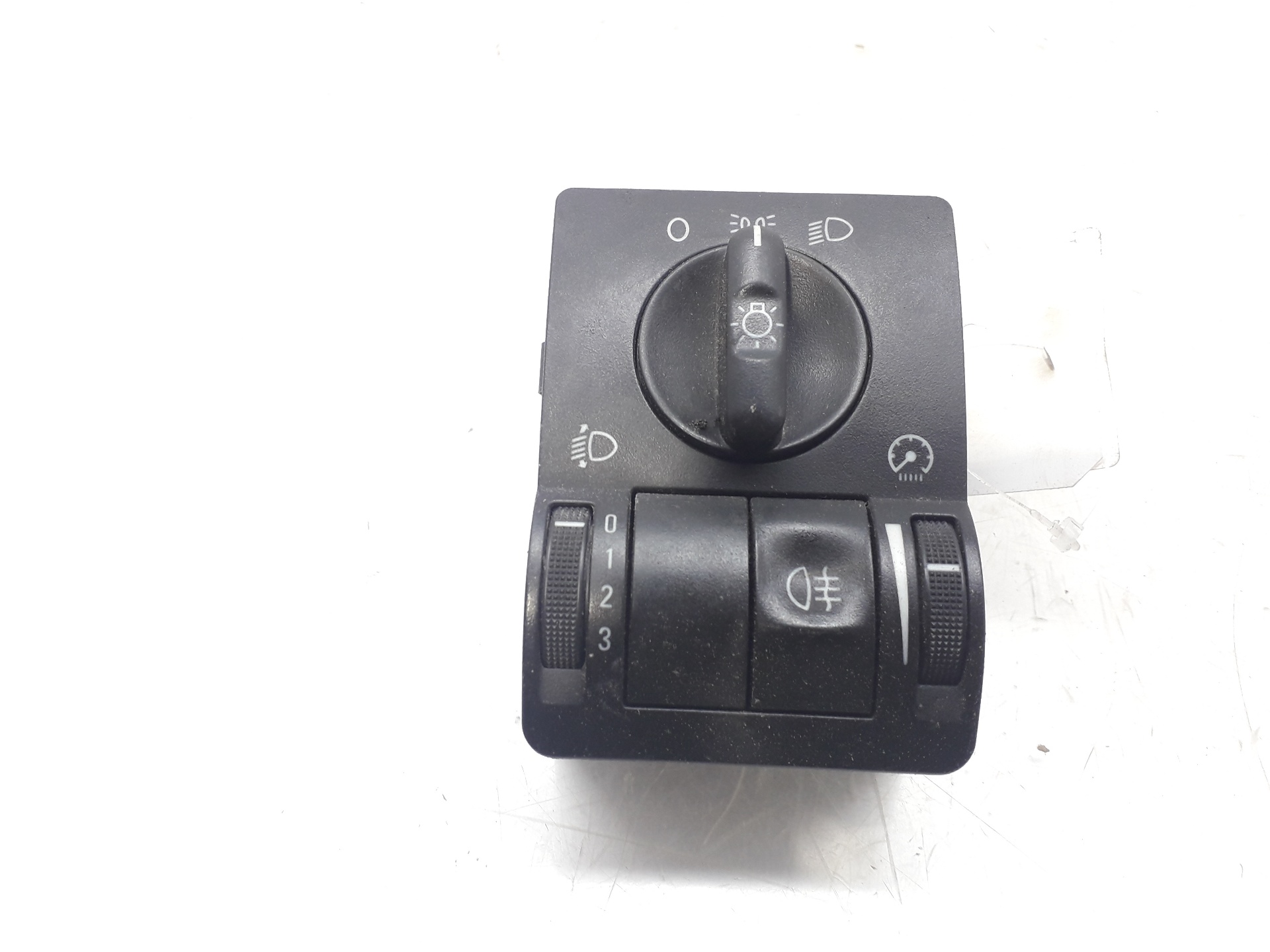 OPEL Corsa C (2000-2006) Headlight Switch Control Unit 9116613 18797325
