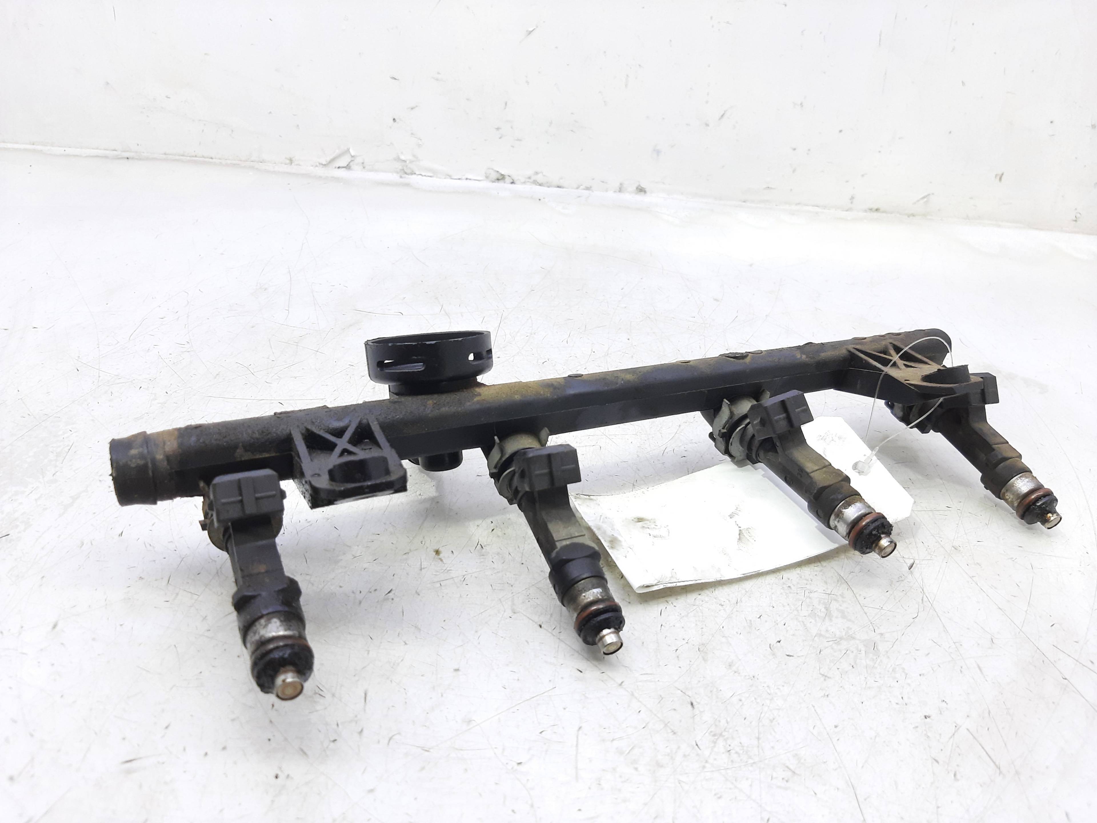 DACIA Logan 1 generation (2004-2012) Fuel Rail 7700274294 18797286