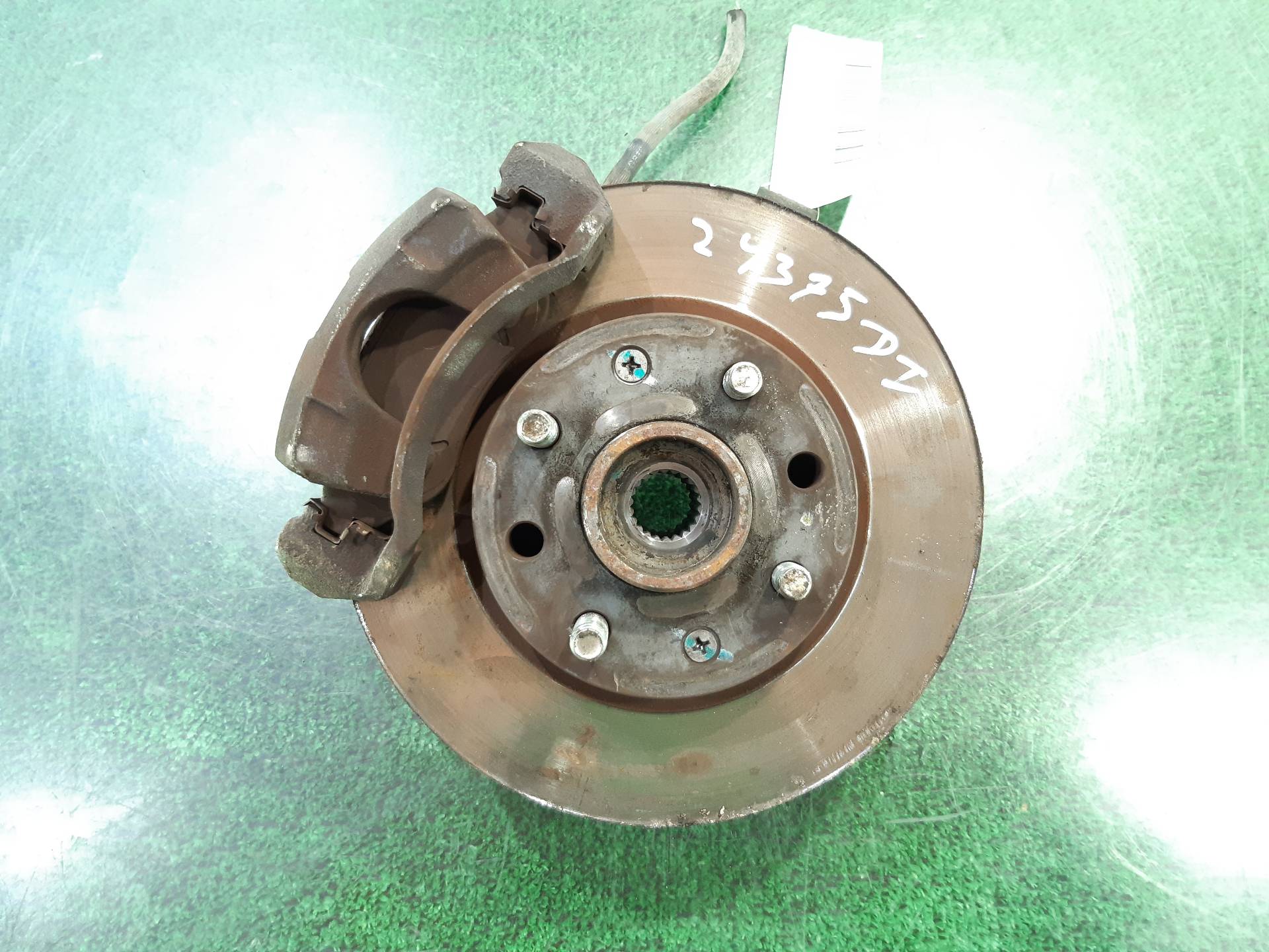 FORD USA Aveo T200 (2003-2012) Front Left Wheel Hub 96870491 18703041
