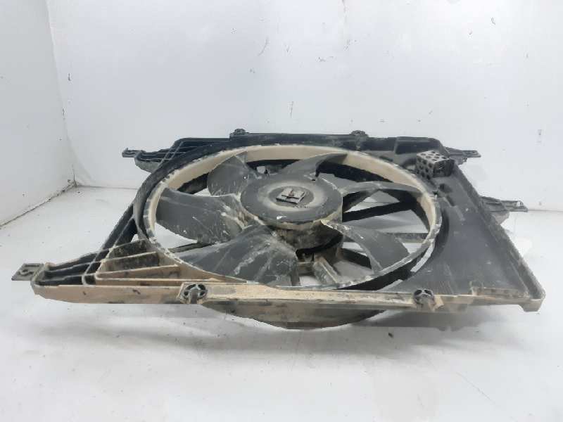 RENAULT Kangoo 1 generation (1998-2009) Diffuser Fan 8200103801 18574729