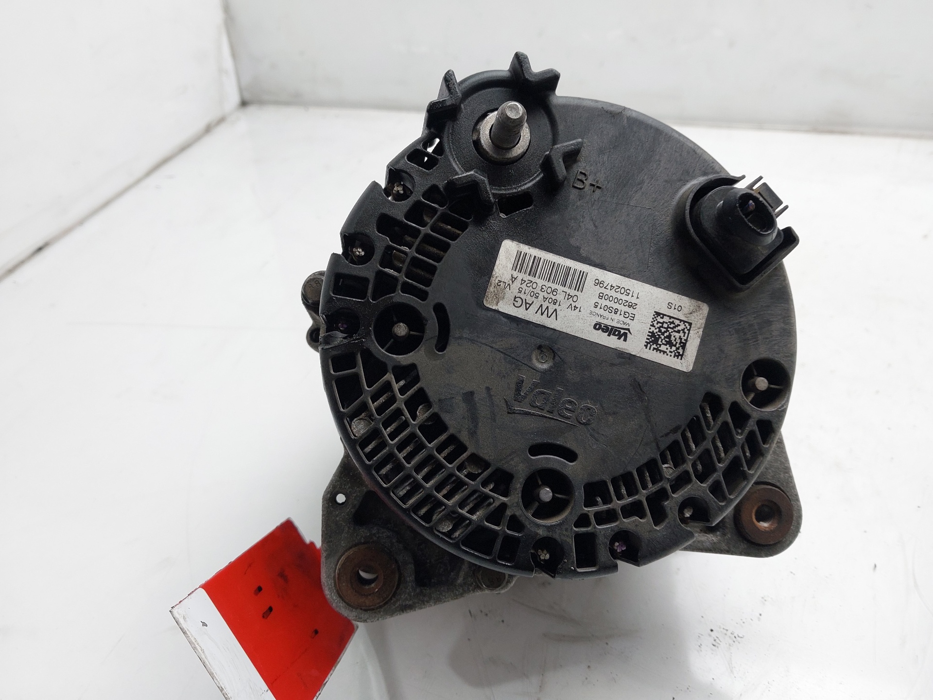 AUDI A4 B9/8W (2015-2024) Генератор 04L903024A 24386151