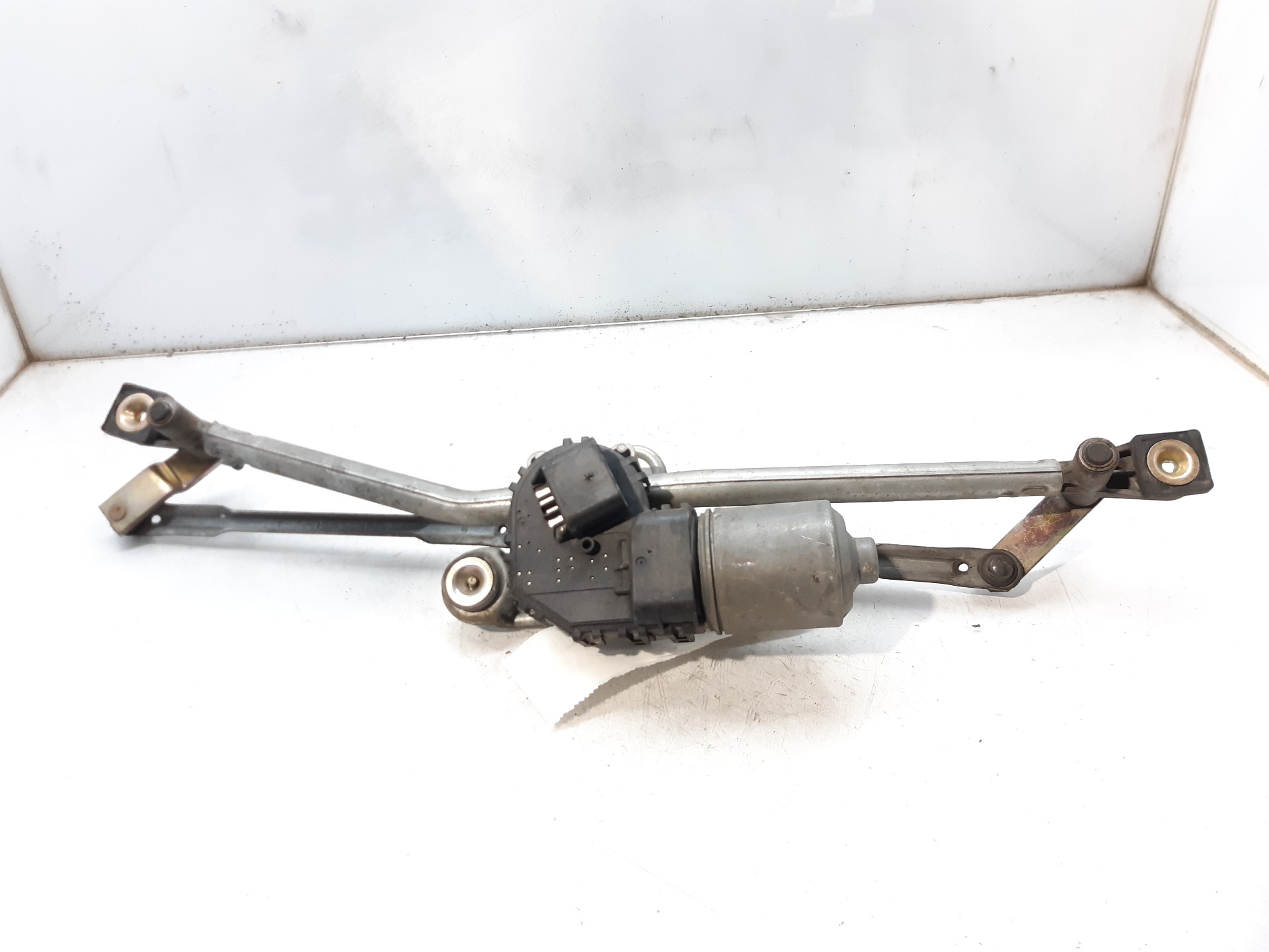 FORD Mondeo 3 generation (2000-2007) Front Windshield Wiper Mechanism 1229139 18770437