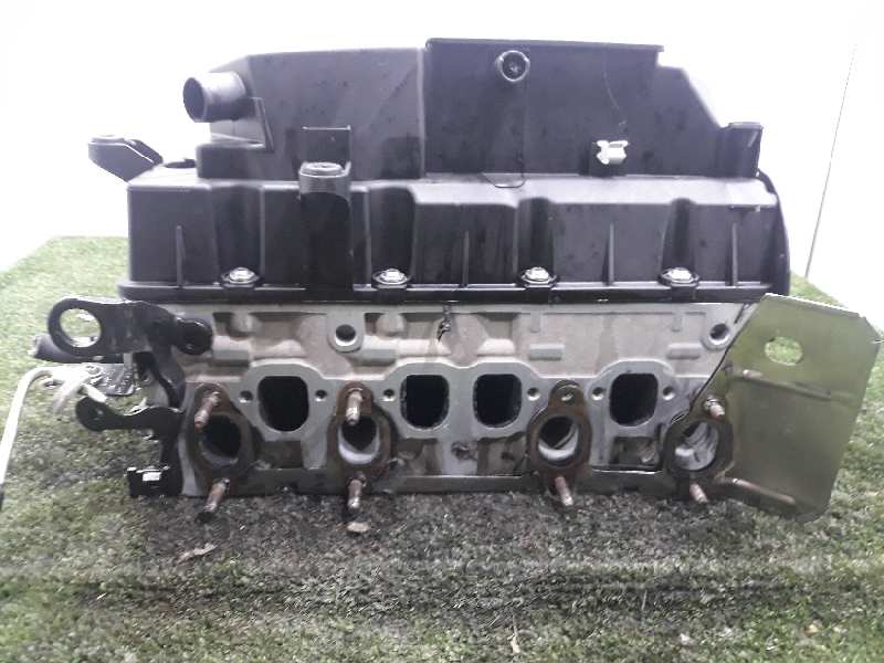 SEAT Cordoba 2 generation (1999-2009) Engine Cylinder Head 038103373R 22612916