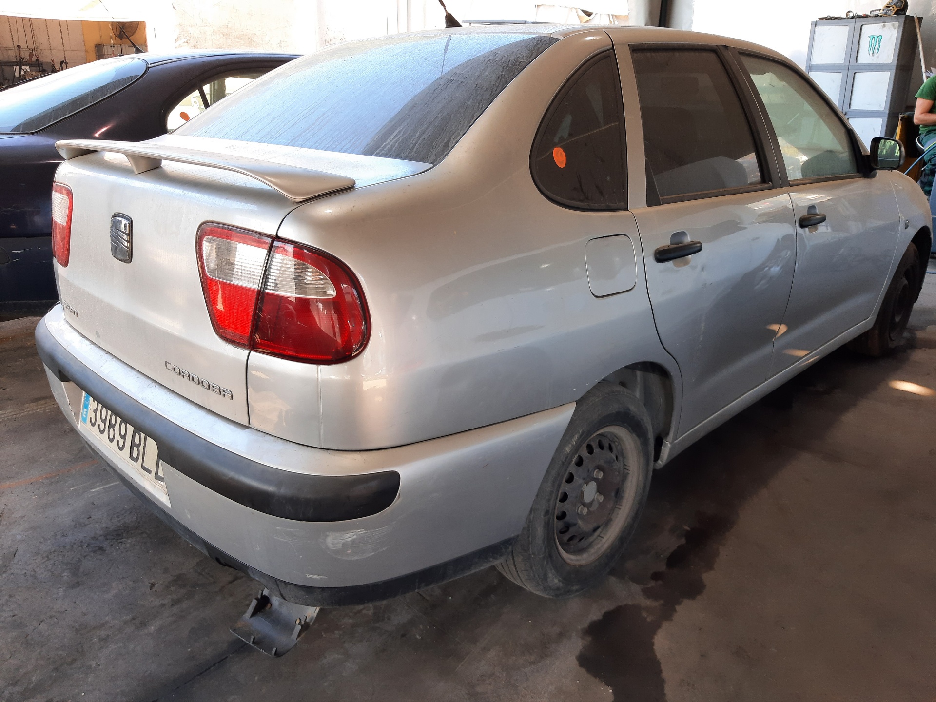 SEAT Ibiza 2 generation (1993-2002) Droseļvārsts 030133062C 20142255