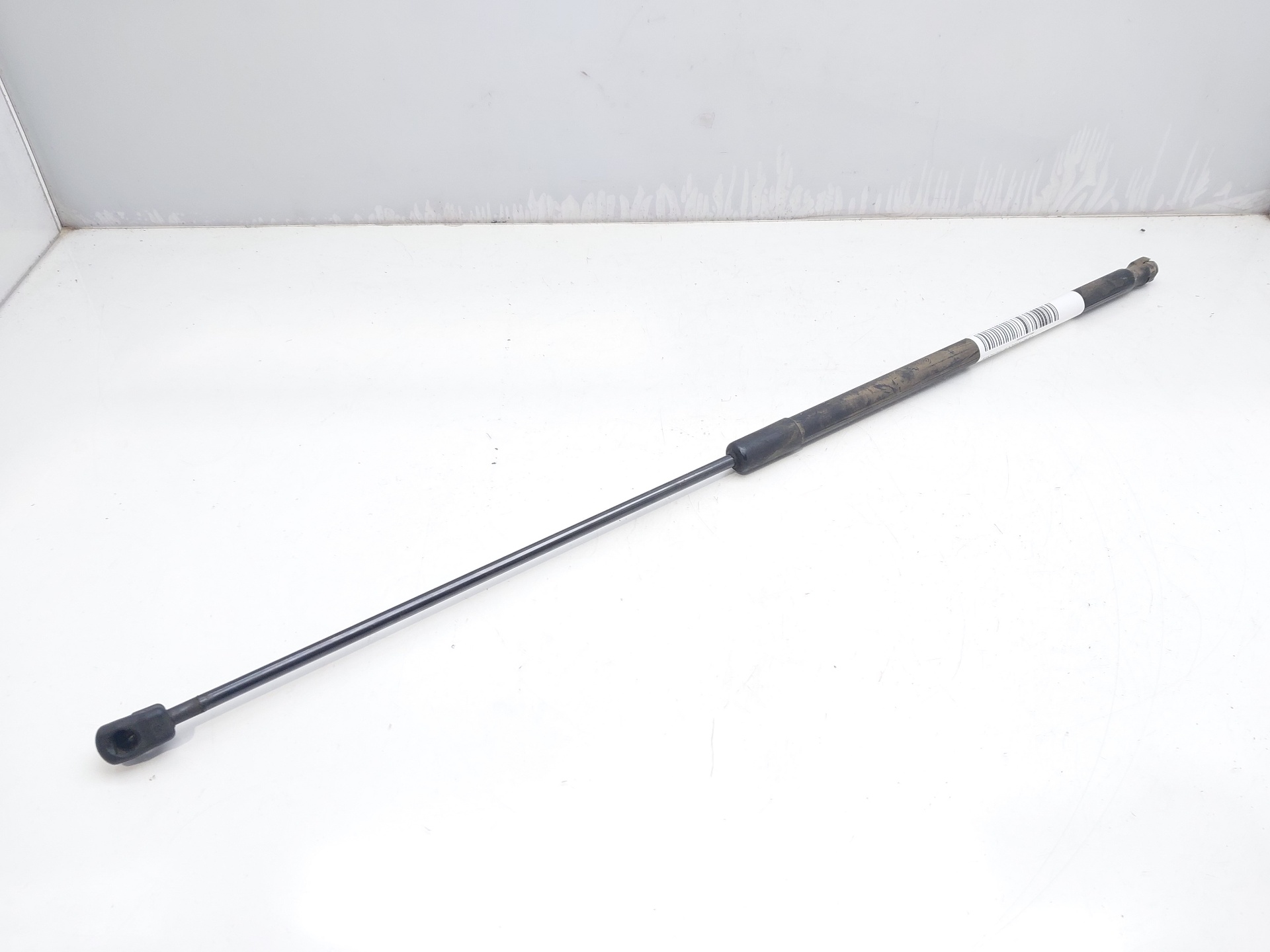 VOLKSWAGEN Golf 6 generation (2008-2015) Front Right Bonnet Strut 5K6827550D 22485944