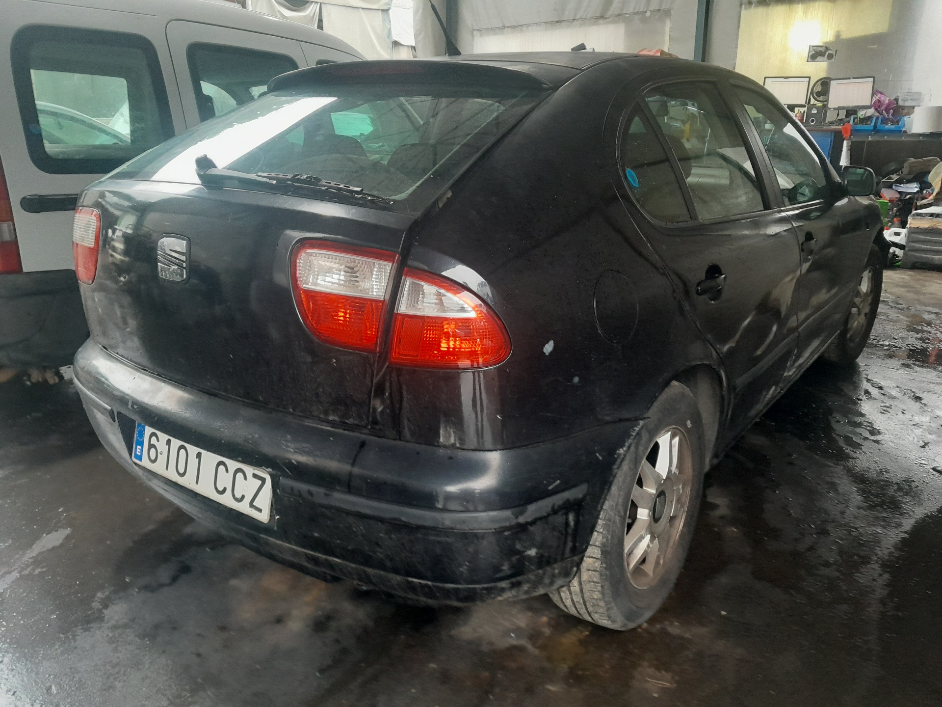 SEAT Leon 1 generation (1999-2005) Priekšējo labo durvju logu pacēlājs 1M0837756 22917812