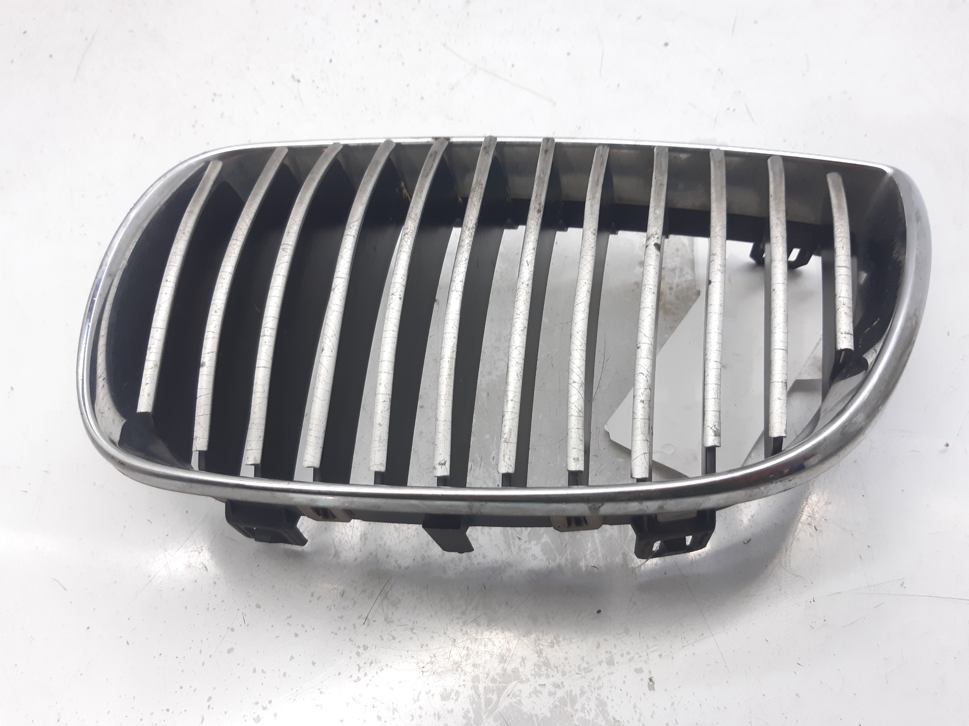 BMW 1 Series E81/E82/E87/E88 (2004-2013) Radiatora reste 71286139 18634147