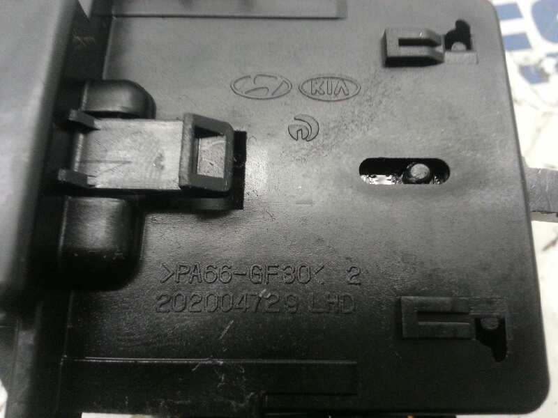 KIA Carens Headlight Switch Control Unit 202004725 20166902