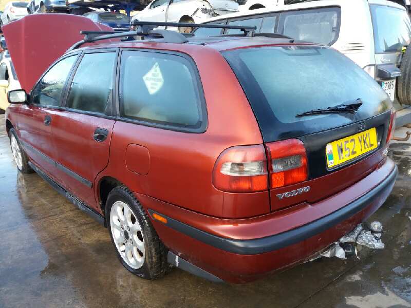 VOLVO V40 1 generation (1996-2004) Démarreur D7R18 20172058