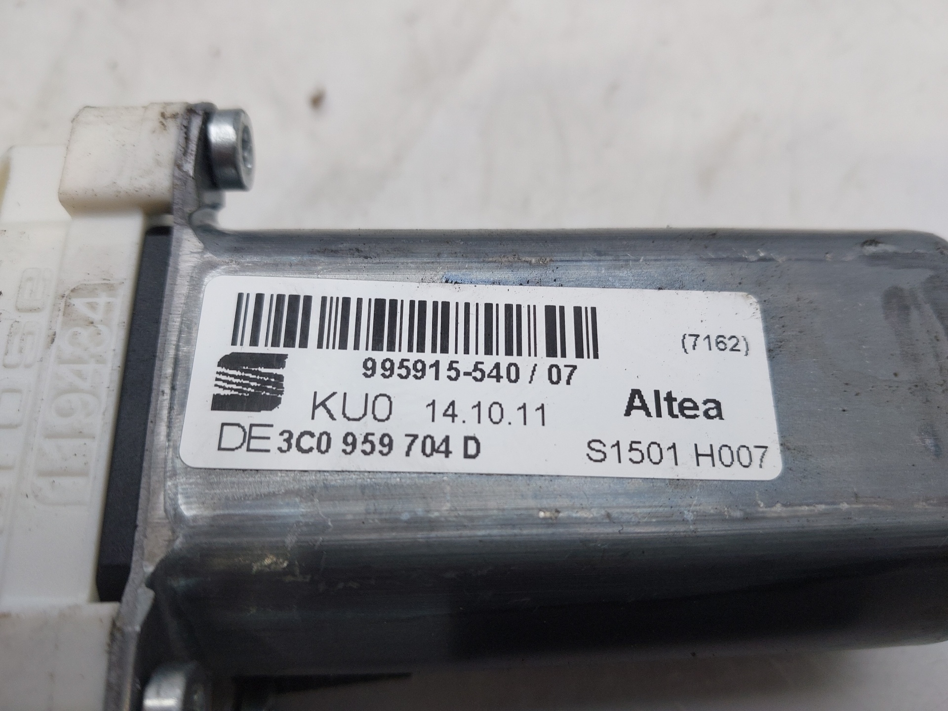 SEAT Altea 1 generation (2004-2013) Rear Right Door Window Control Motor 3C0959704D 23685691