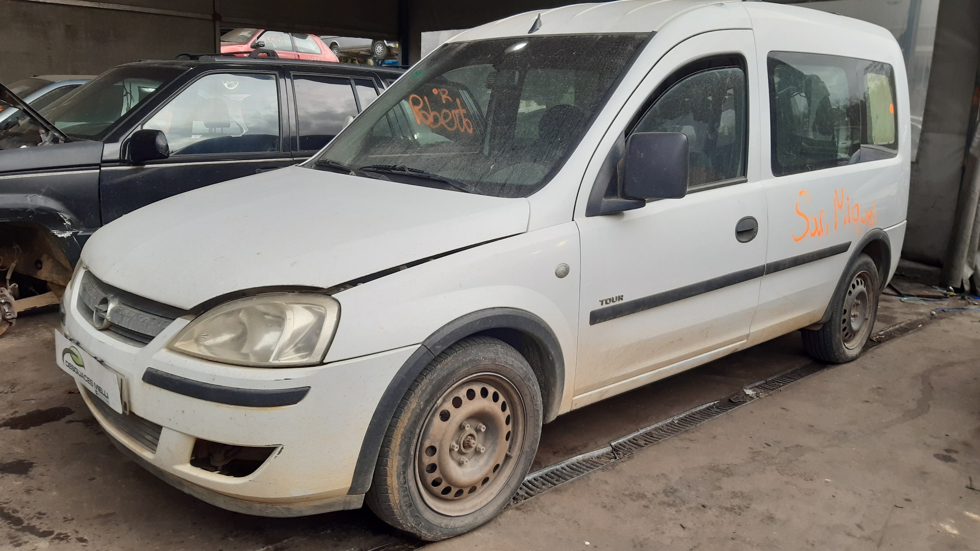 OPEL Combo C (2001-2011) Mâner exterior al ușii din stânga față 09201063 18770745