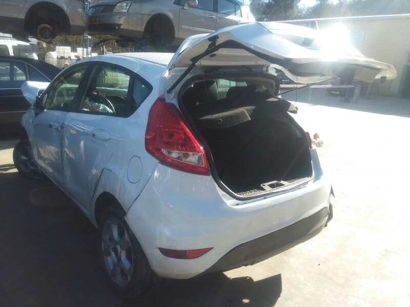 FORD Fiesta 5 generation (2001-2010) Priekinis kairys pusašis 8V513B437AAA 20168704