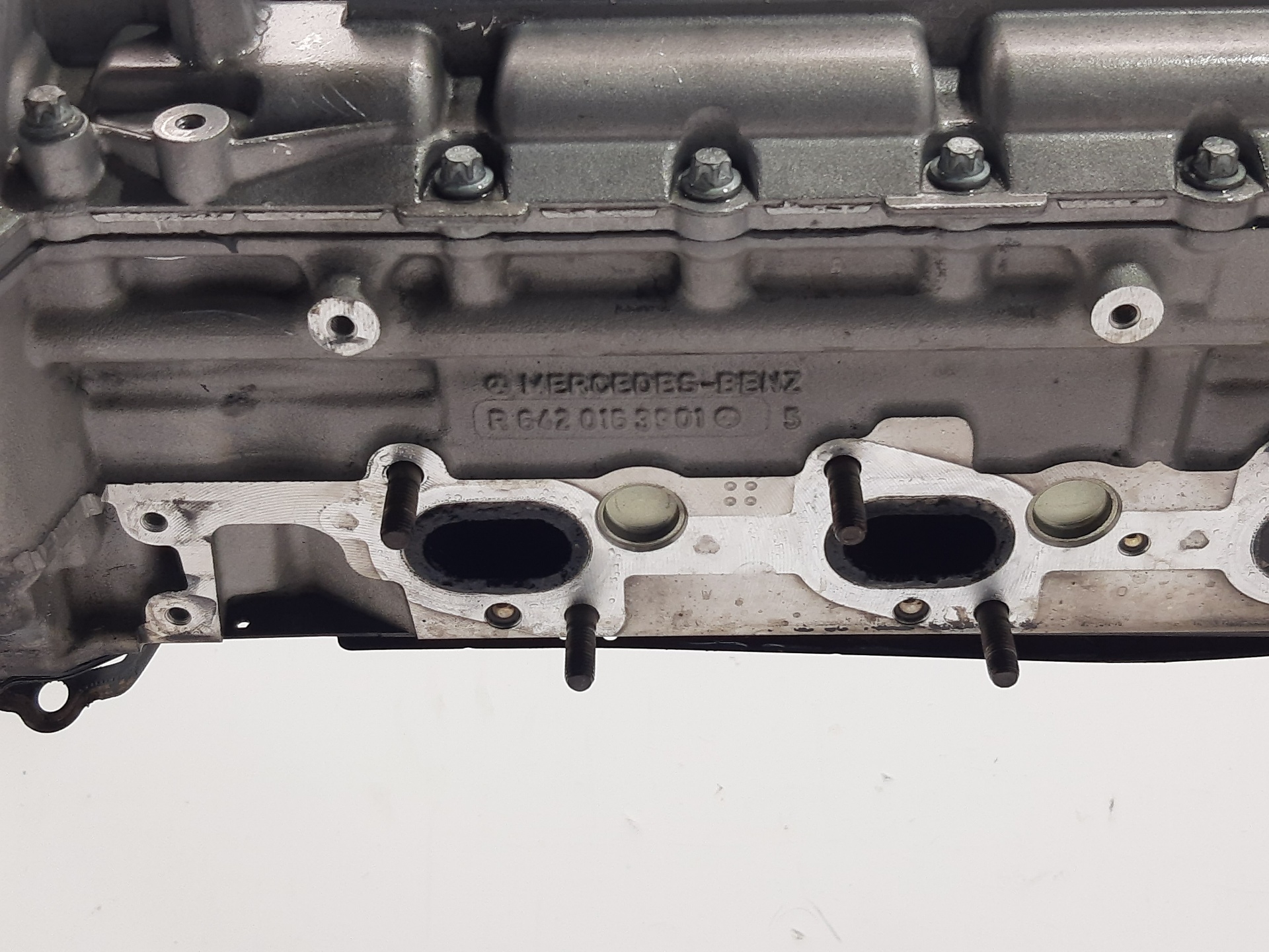 MERCEDES-BENZ E-Class W211/S211 (2002-2009) Engine Cylinder Head R6420163901 22637079