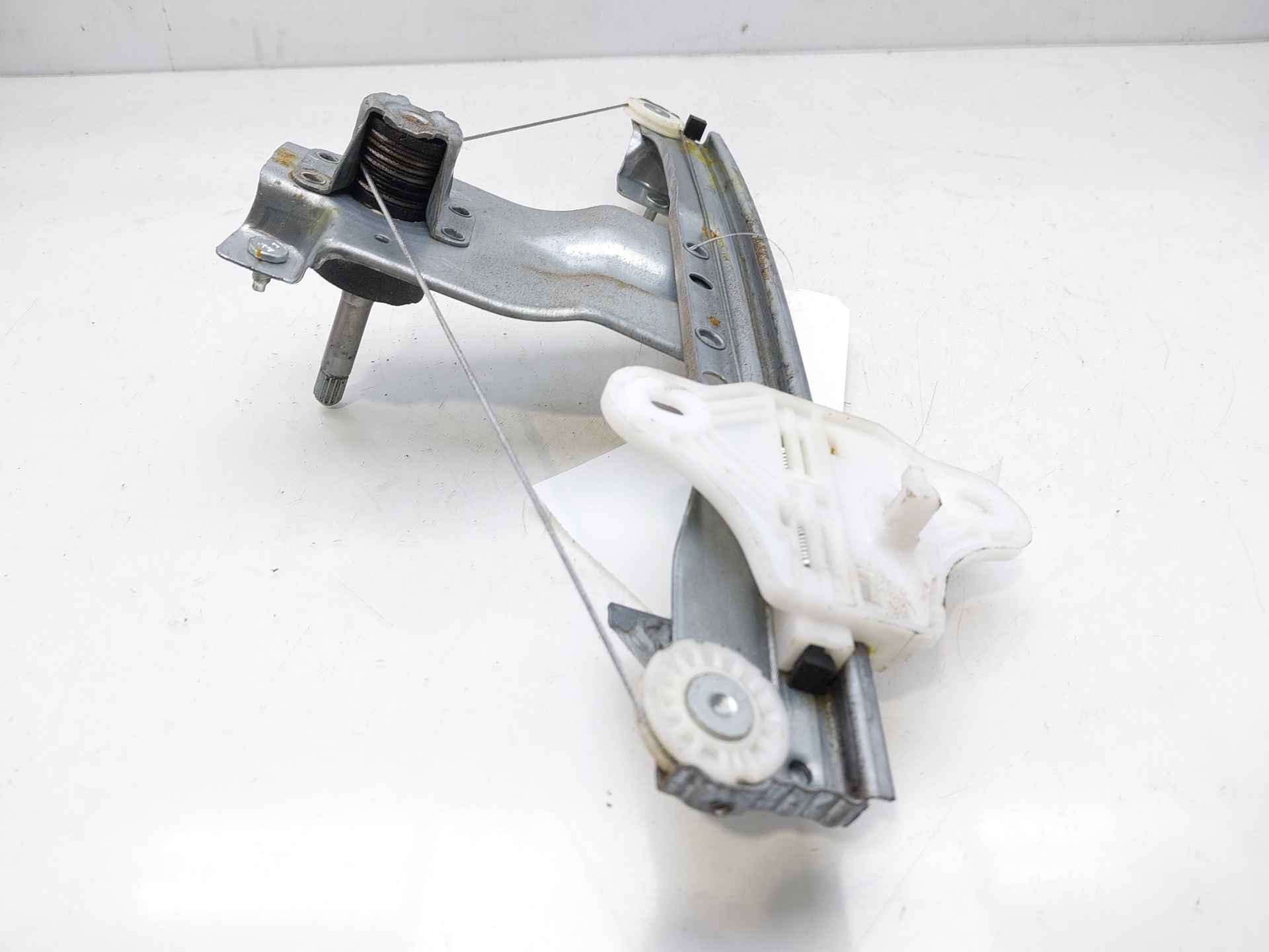 RENAULT Clio 3 generation (2005-2012) Rear left door window lifter 827013204R 22338493