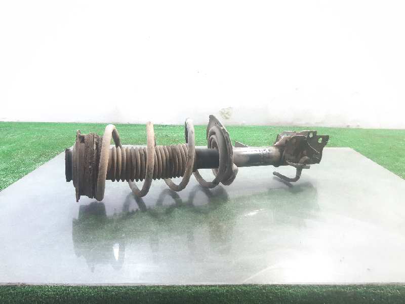 NISSAN X-Trail T31 (2007-2014) Front Left Shock Absorber 543037G72A 18590959