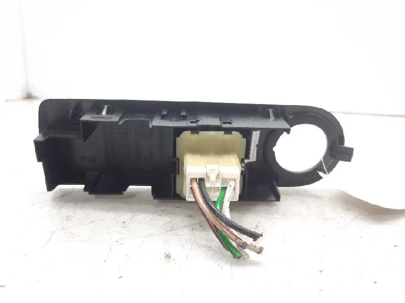 RENAULT Clio 3 generation (2005-2012) Front Left Door Window Switch 809611667R 18566197