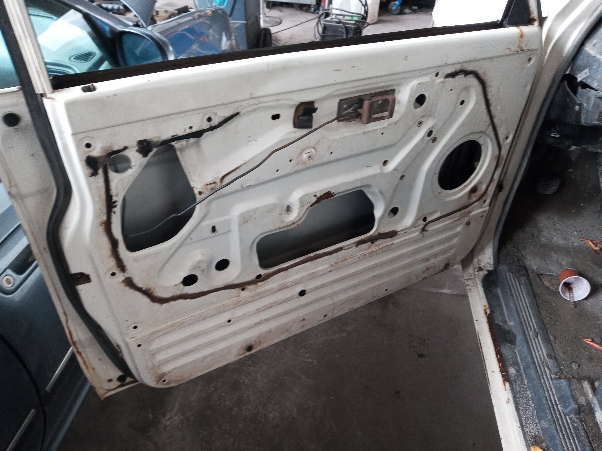 NISSAN Boxer Other Interior Parts 80504C6000 18687153