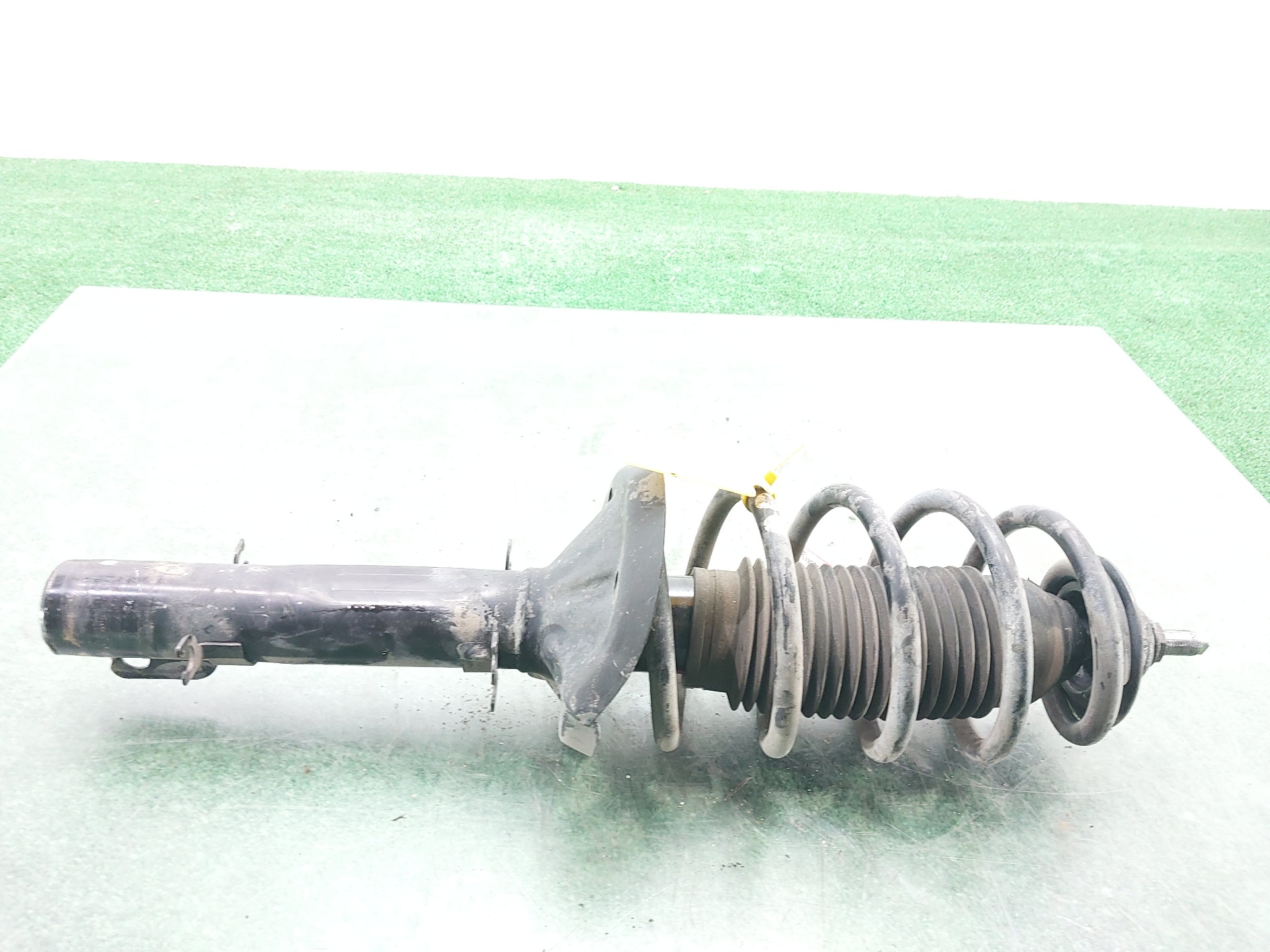 SEAT Toledo 2 generation (1999-2006) Front Right Shock Absorber 1J0413031BH 22424162