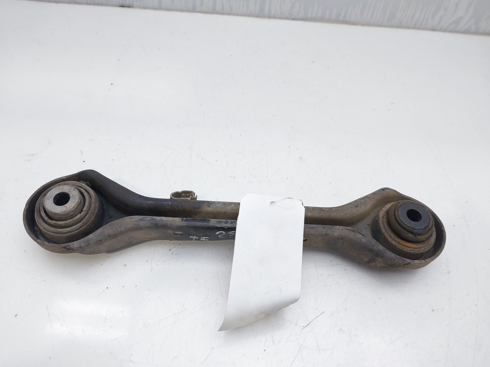 Brazo de la suspensión inferior trasero izquierdo M47N204D4 33326763473 de Bmw 3 (e90) 2007-2010 122 CV - pieza usada