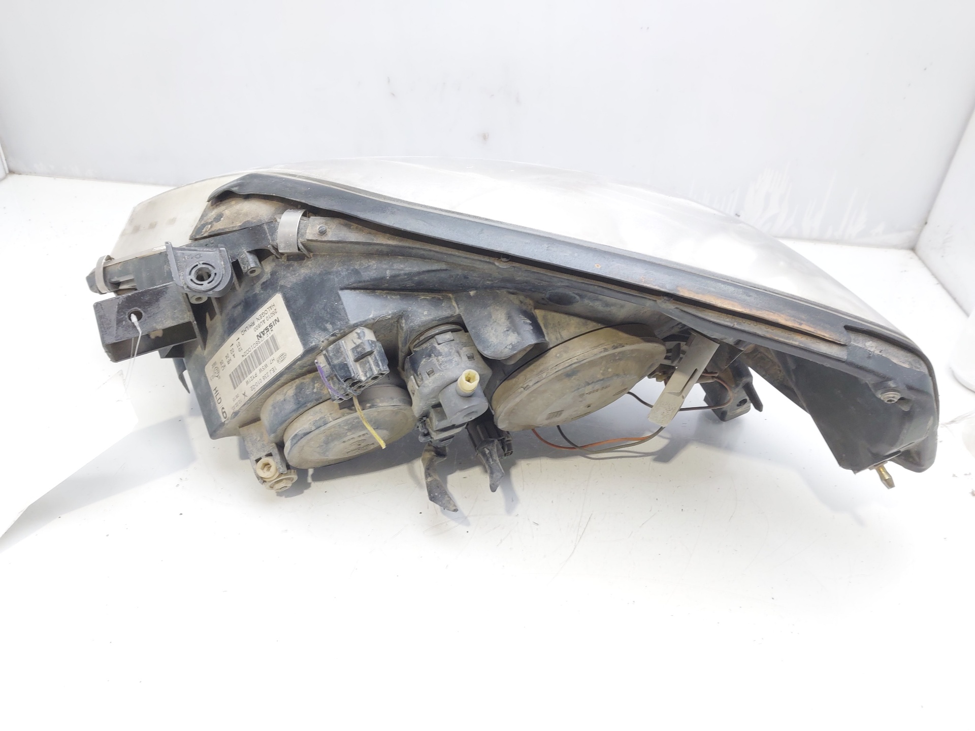 NISSAN Primera P12 (2001-2008) Фара передняя правая 26010AU800 20946309