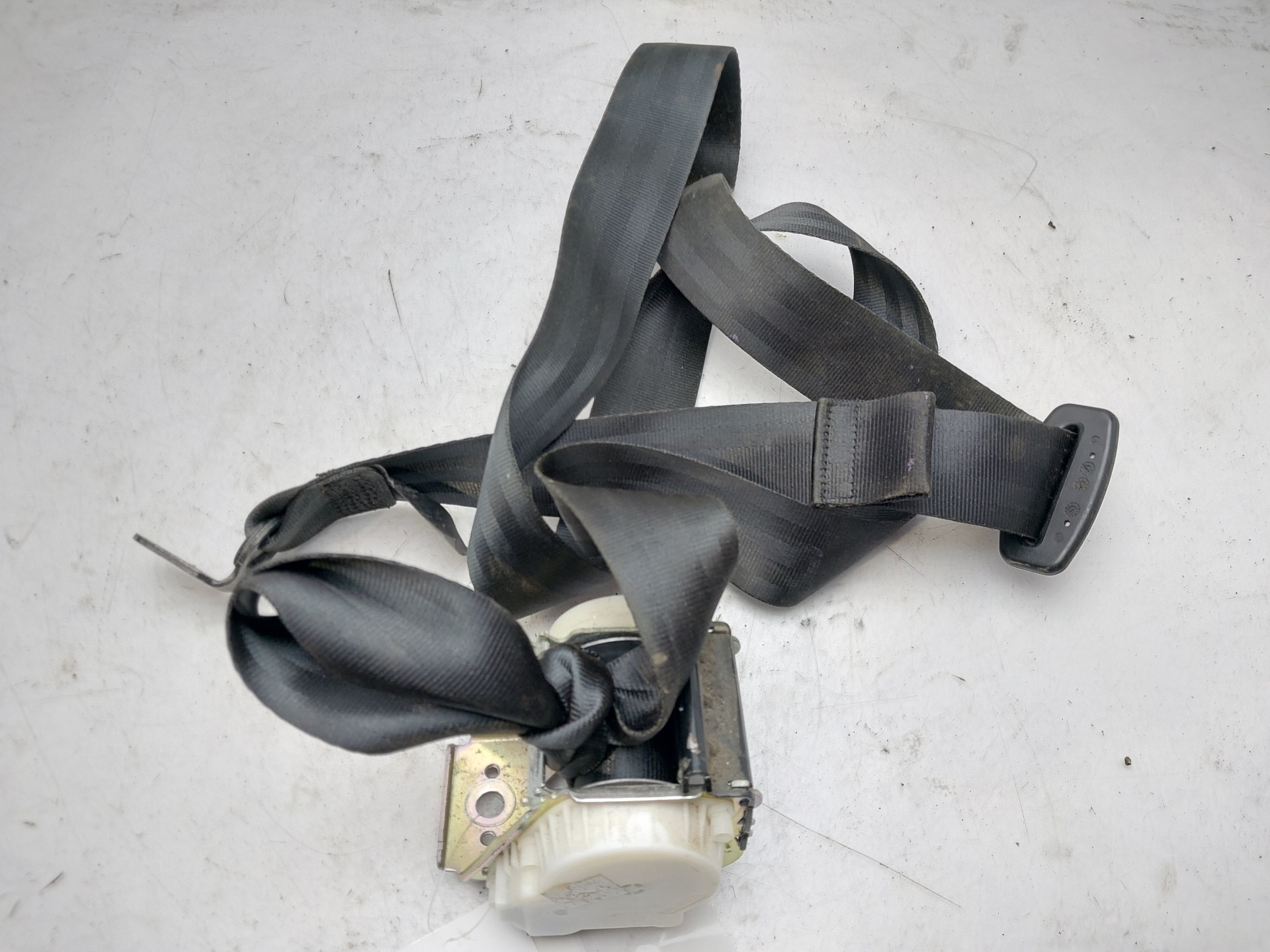 FORD Focus 3 generation (2011-2020) Rear Right Seatbelt BM51611B68 20141816