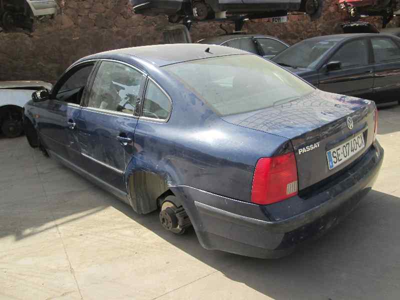 VOLKSWAGEN Passat B5 (1996-2005) Priekšējo labo durvju logu pacelšanas motorīts 0130821694 20166104