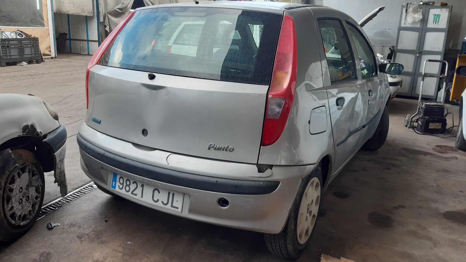 FIAT Punto 3 generation (2005-2020) Csomagtérajtó zárja 0051744021 18680076