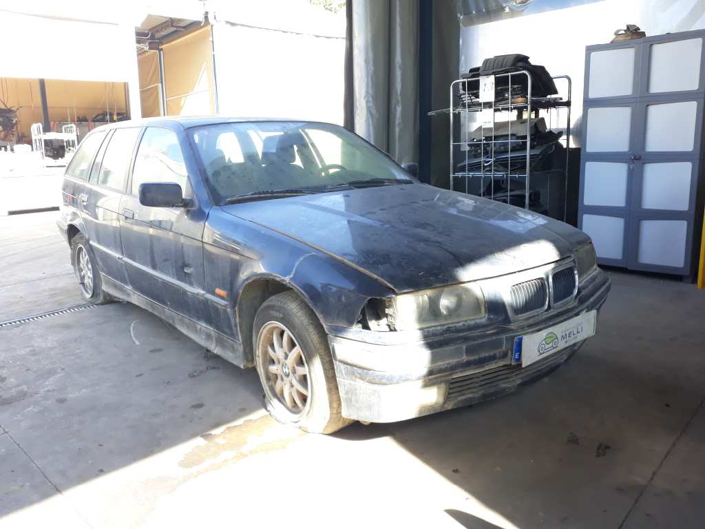 BMW 3 Series E36 (1990-2000) Cadre de poignée intérieure de porte avant gauche 51211960807 20194546