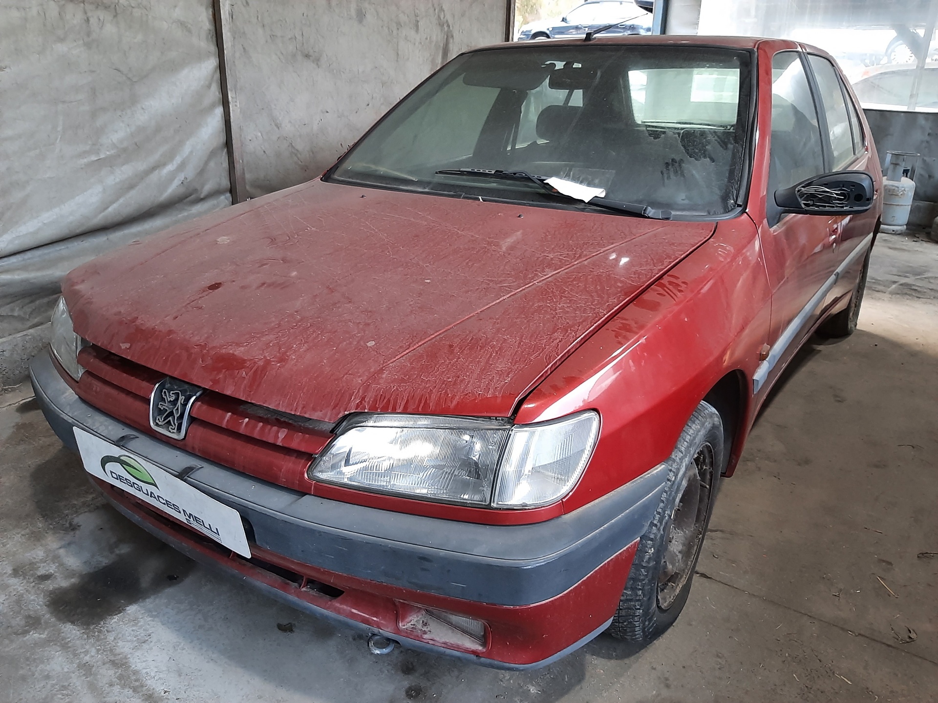 PEUGEOT 306 1 generation (1993-2002) Фара передняя левая 6204V7 18760496