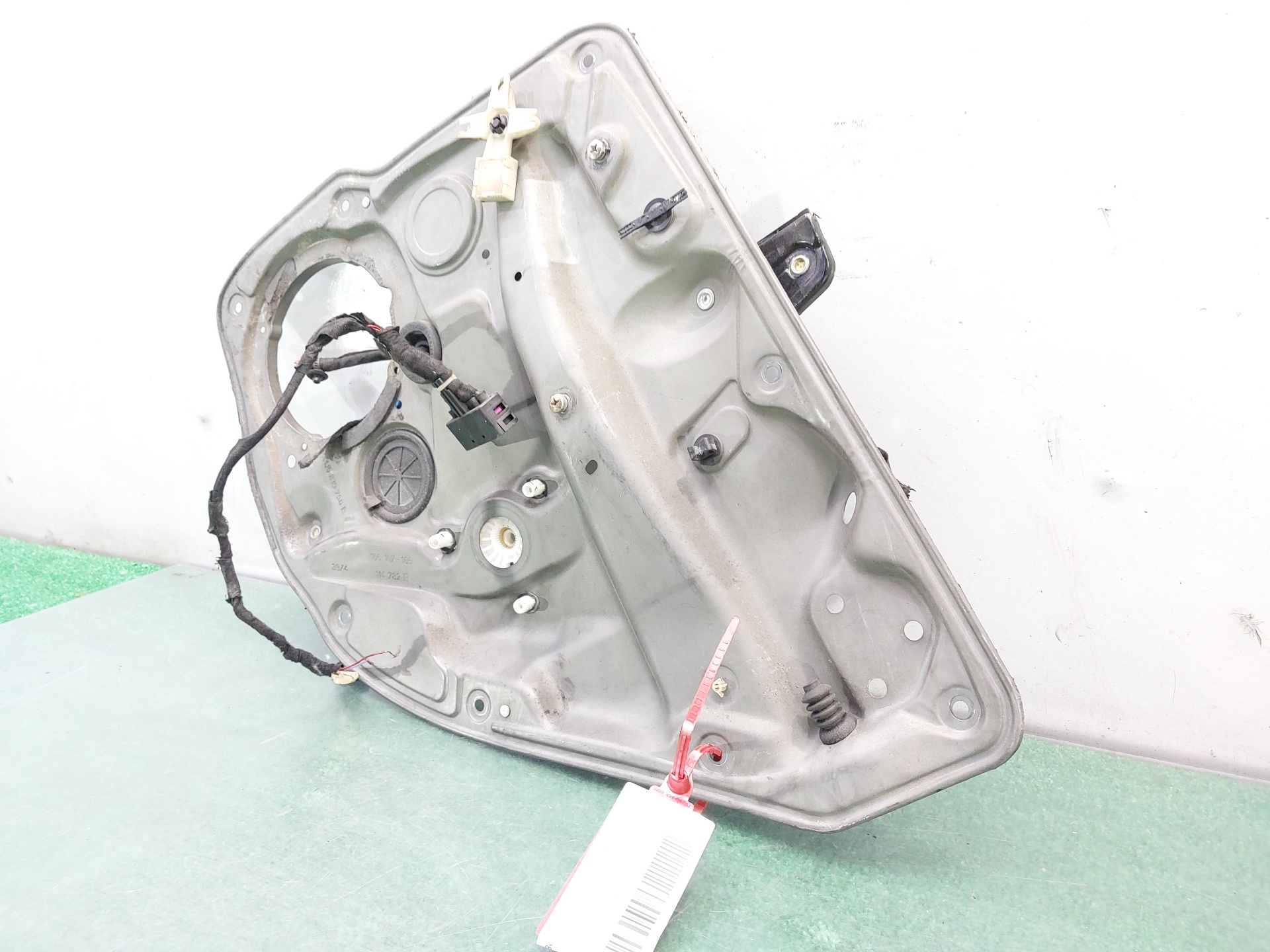 VOLKSWAGEN Bora 1 generation (1998-2005) Rear Right Door Window Regulator 1J5839756E 22440598