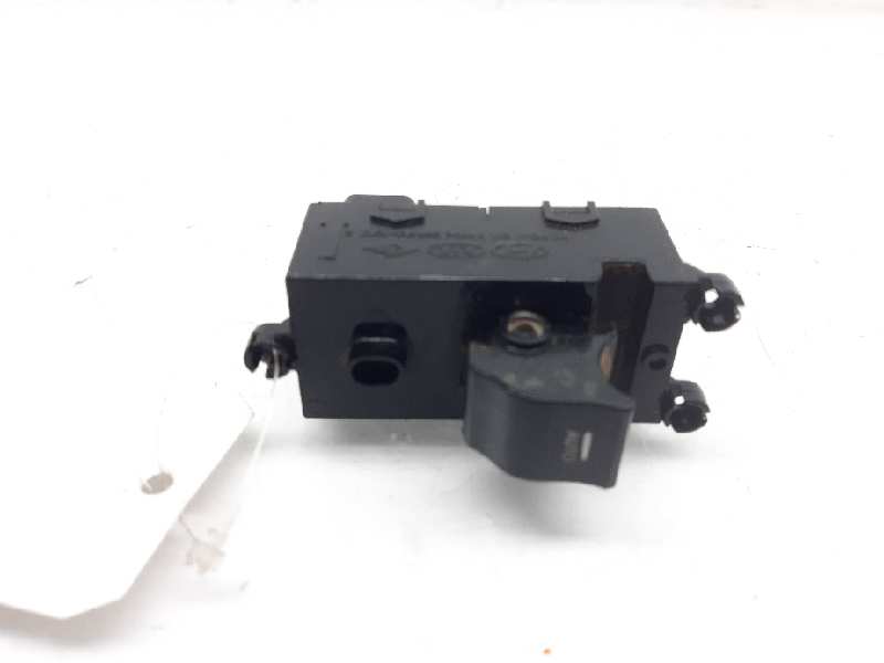 HYUNDAI i40 VF (1 generation) (2011-2020) Rear Right Door Window Control Switch 935803Z0504X 24083978