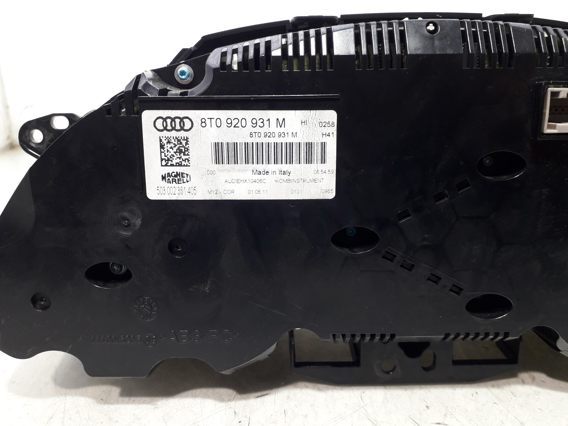 AUDI A5 Sportback Speedometer 8T0920931M 18712349